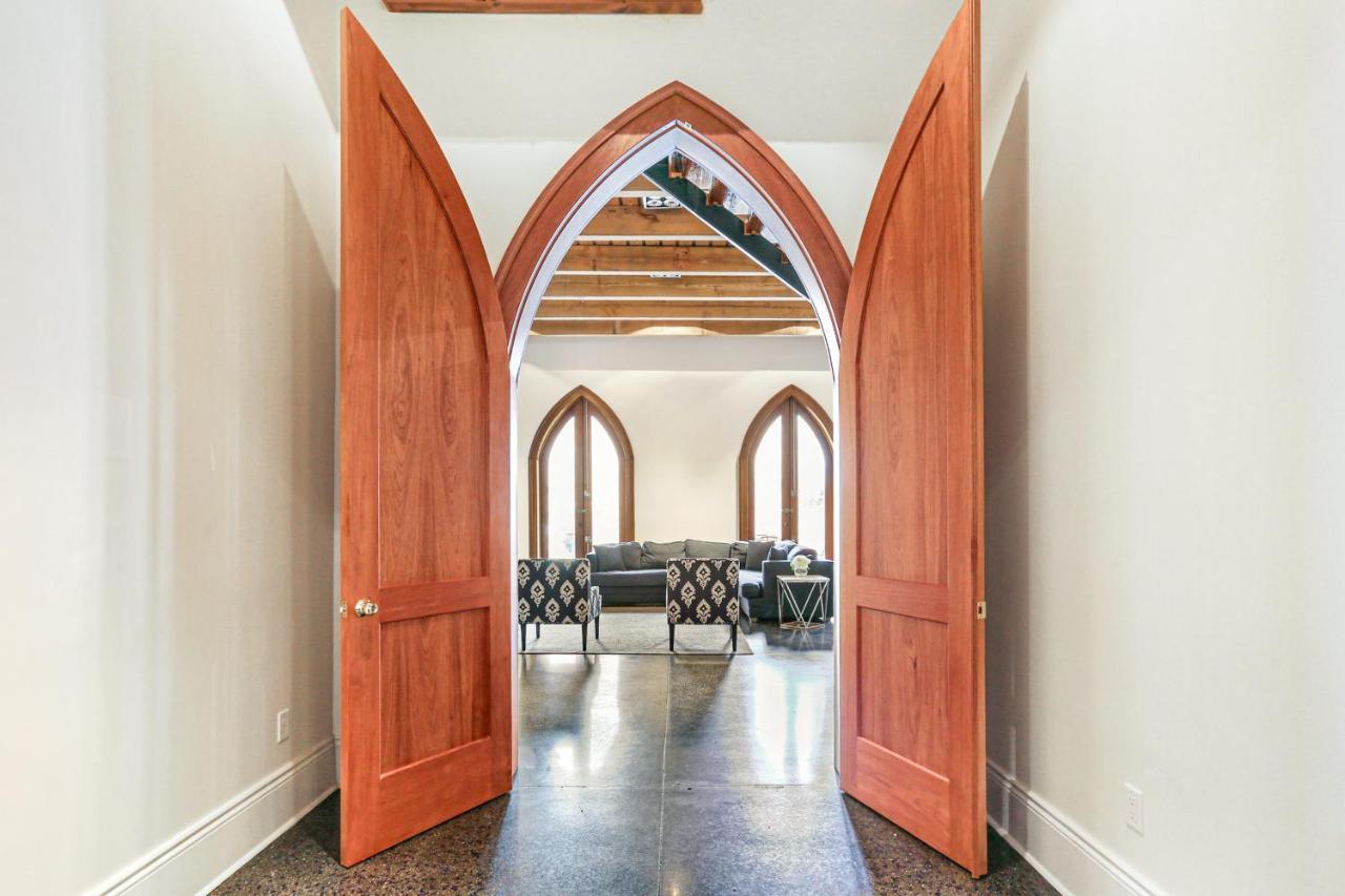 Holiday home Stunning 5 Bedroom Urban Oasis Downtown Nola