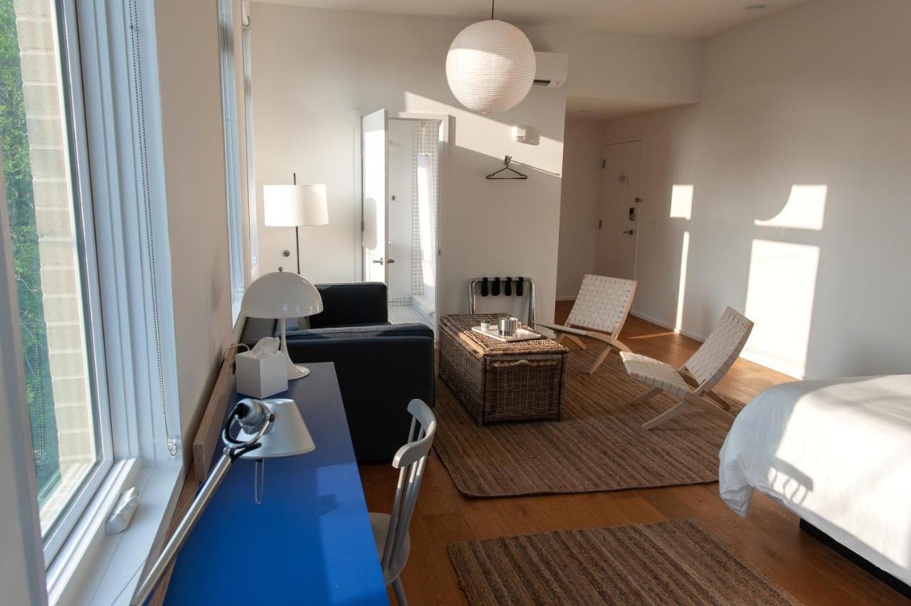 Travelers Hotel 2*