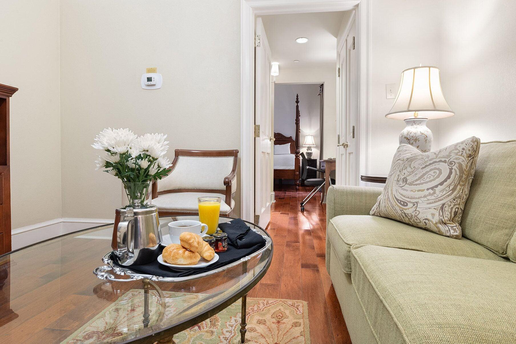 Voco St By Ihg Hotel New Orleans