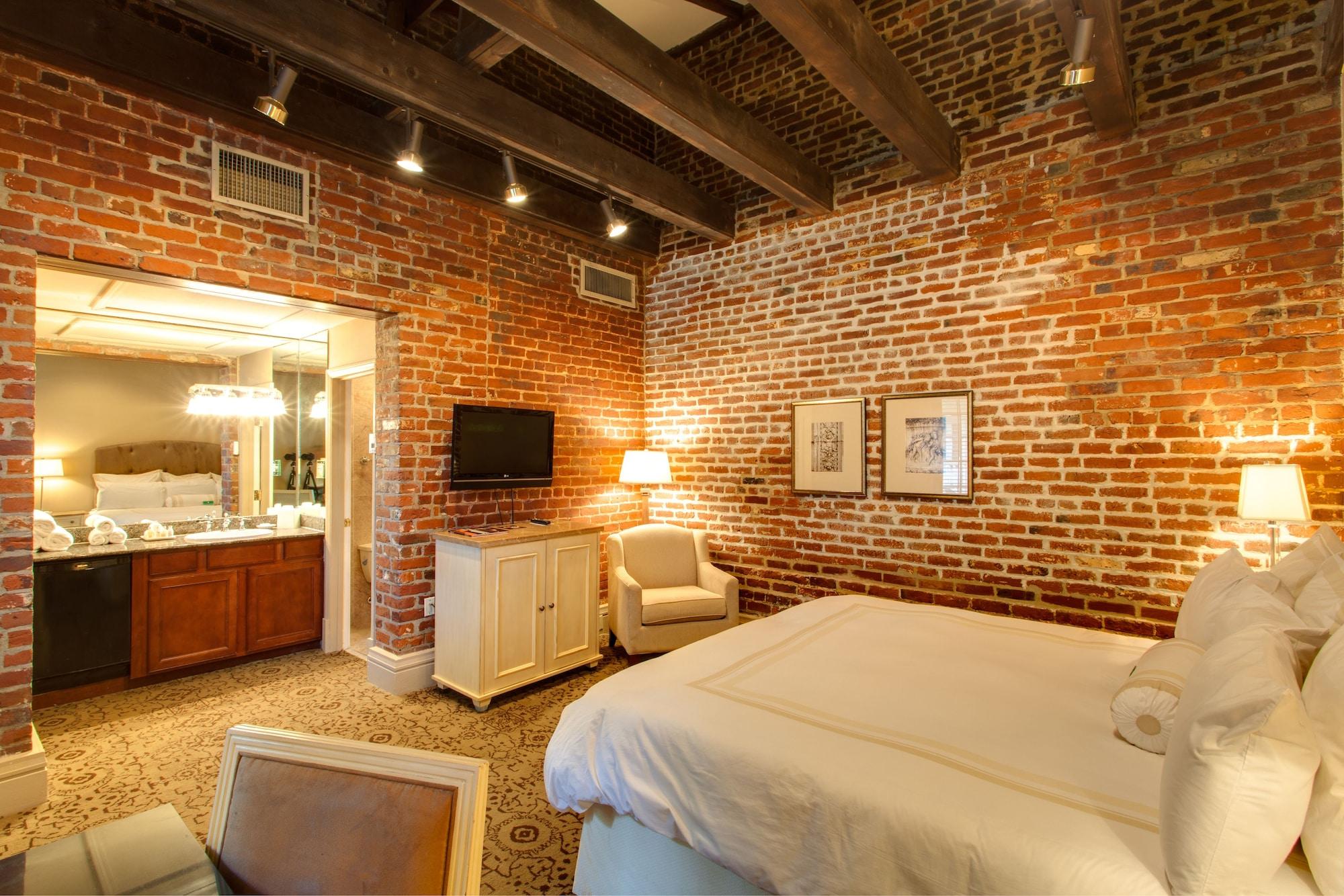 Dauphine Orleans Hotel New Orleans
