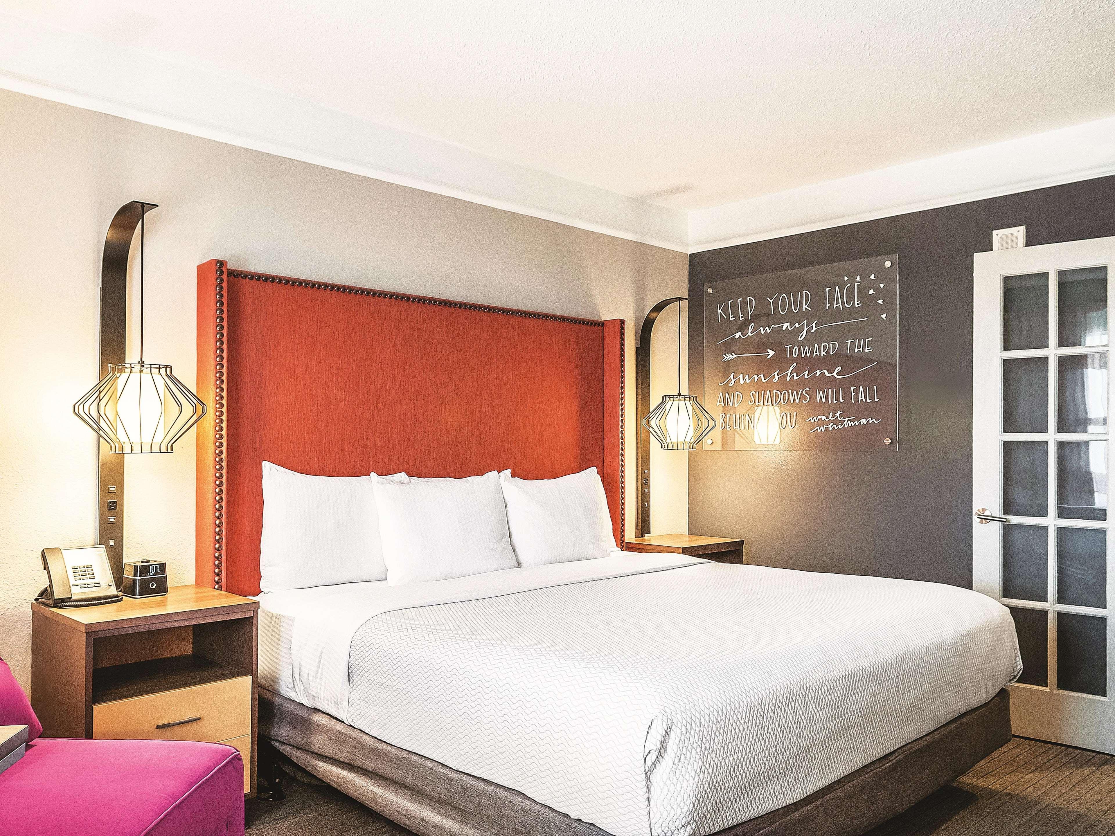 Hotel La Quinta By Wyndham Downtown 3*