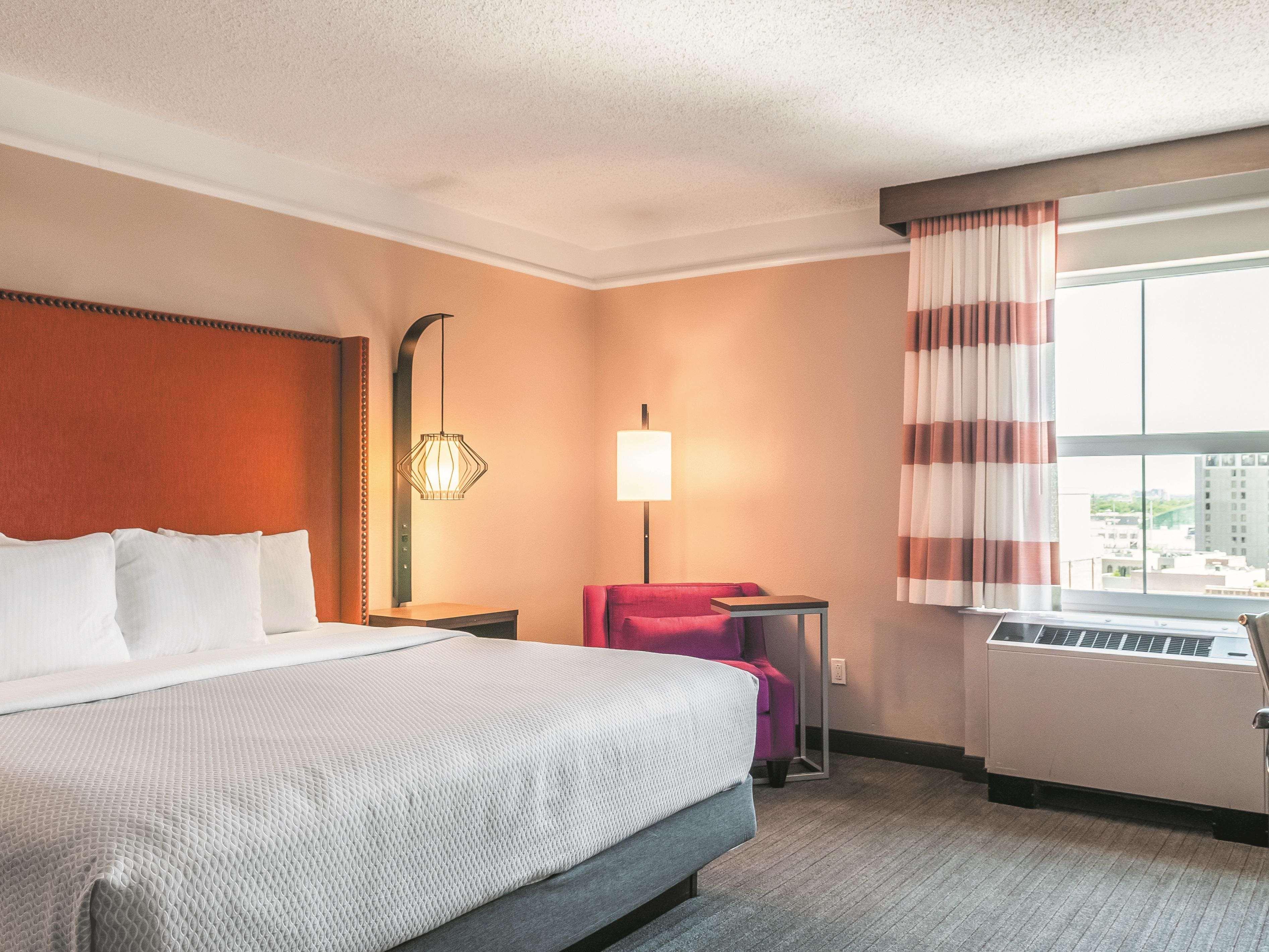 La Quinta By Wyndham Downtown Hotel