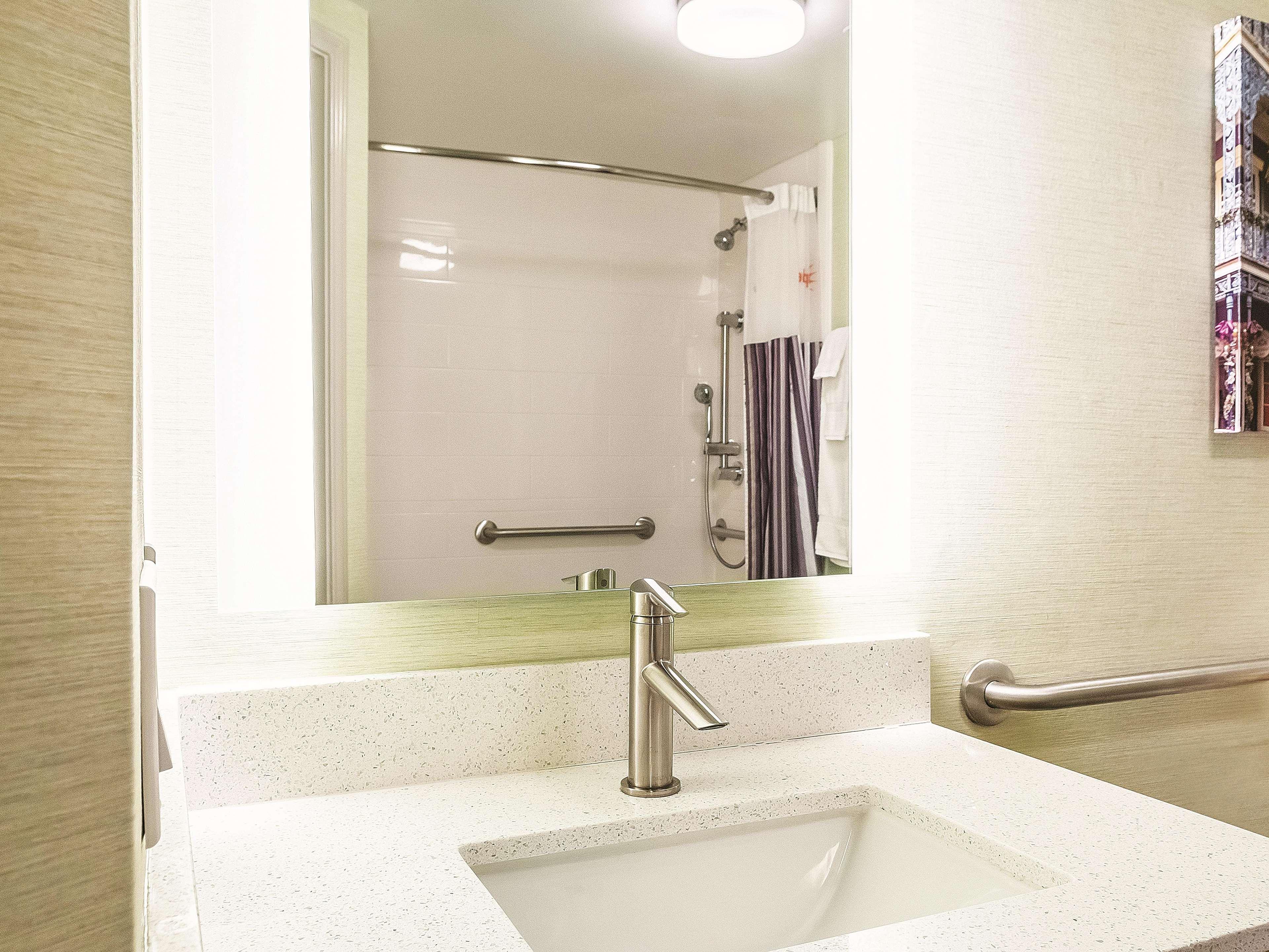 Hotel La Quinta By Wyndham Downtown 3*