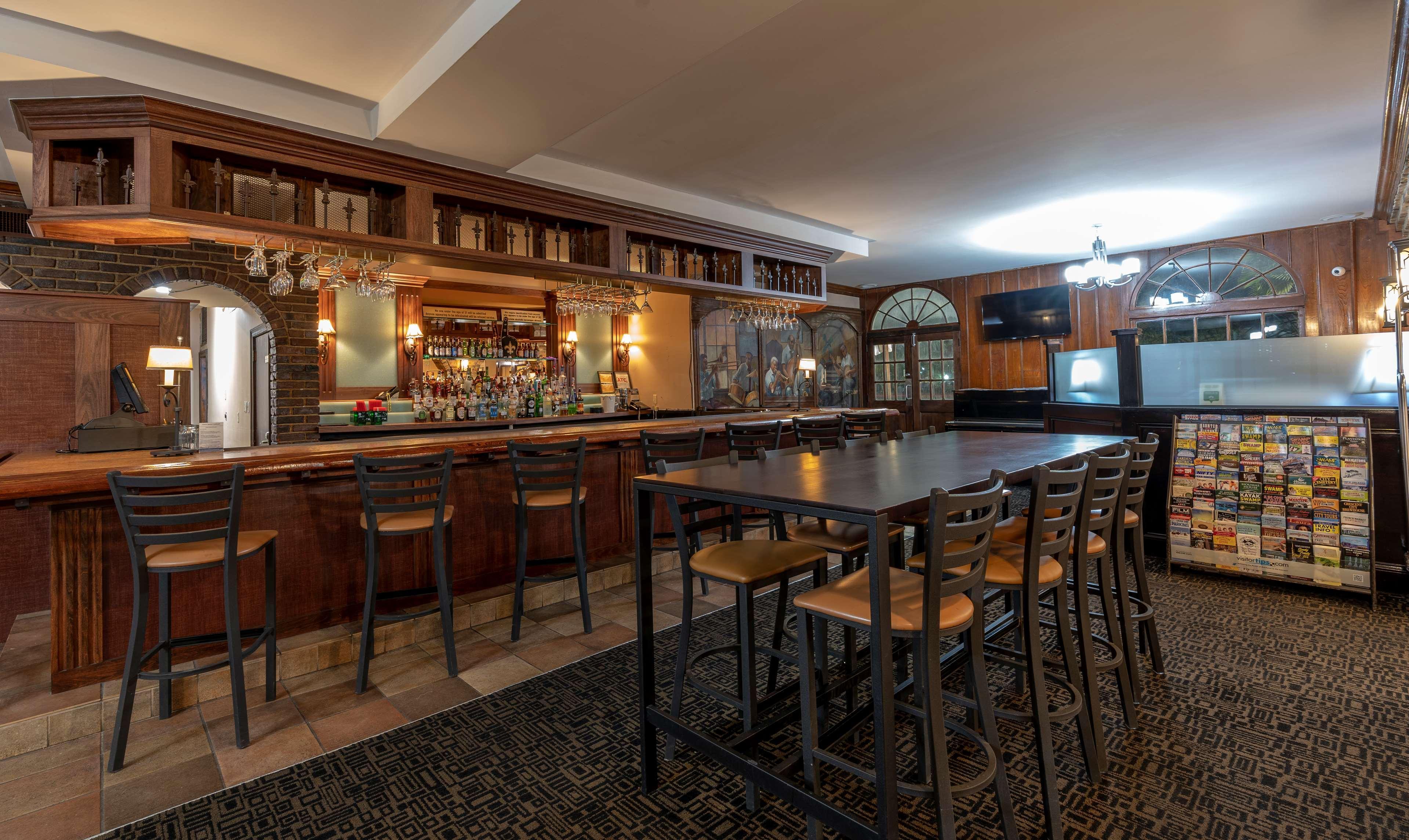 Western French Quarter Courtyard Hotel 4*