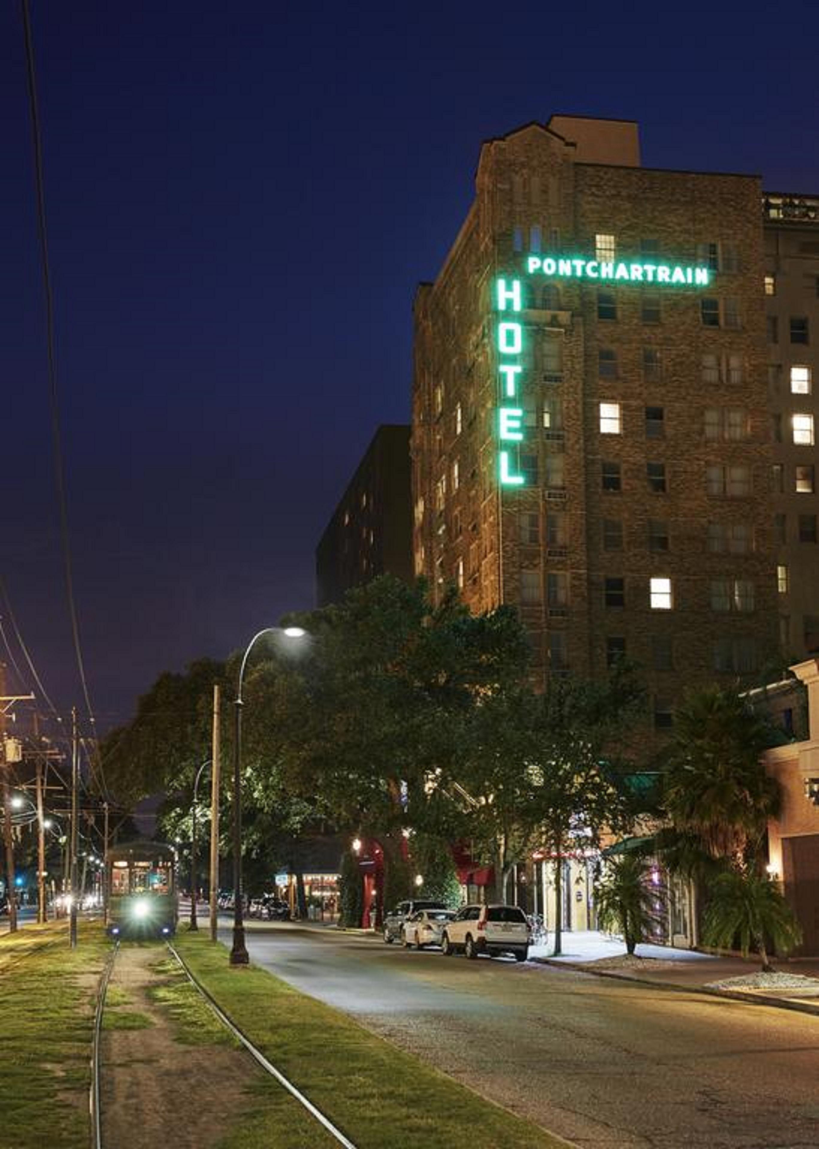 Hotel Pontchartrain St. Charles Avenue