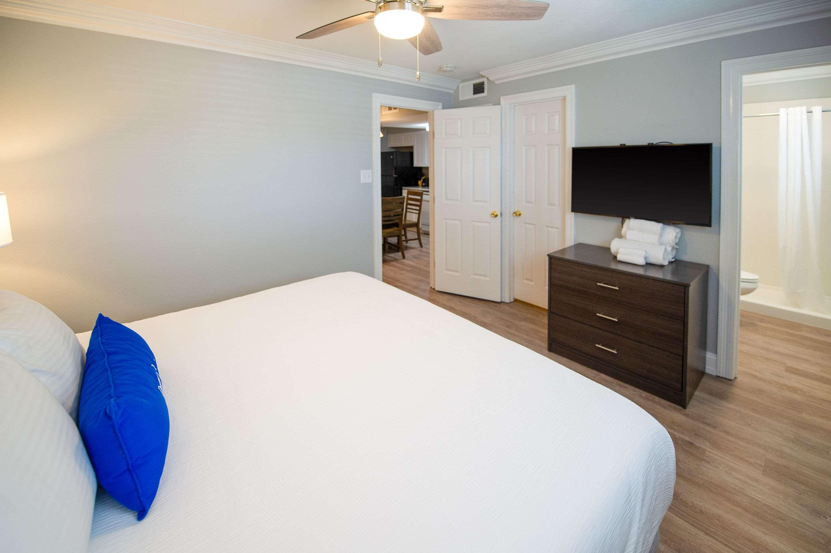 Frenchmen Orleans At 519, Ascend Collection Hotel New Orleans