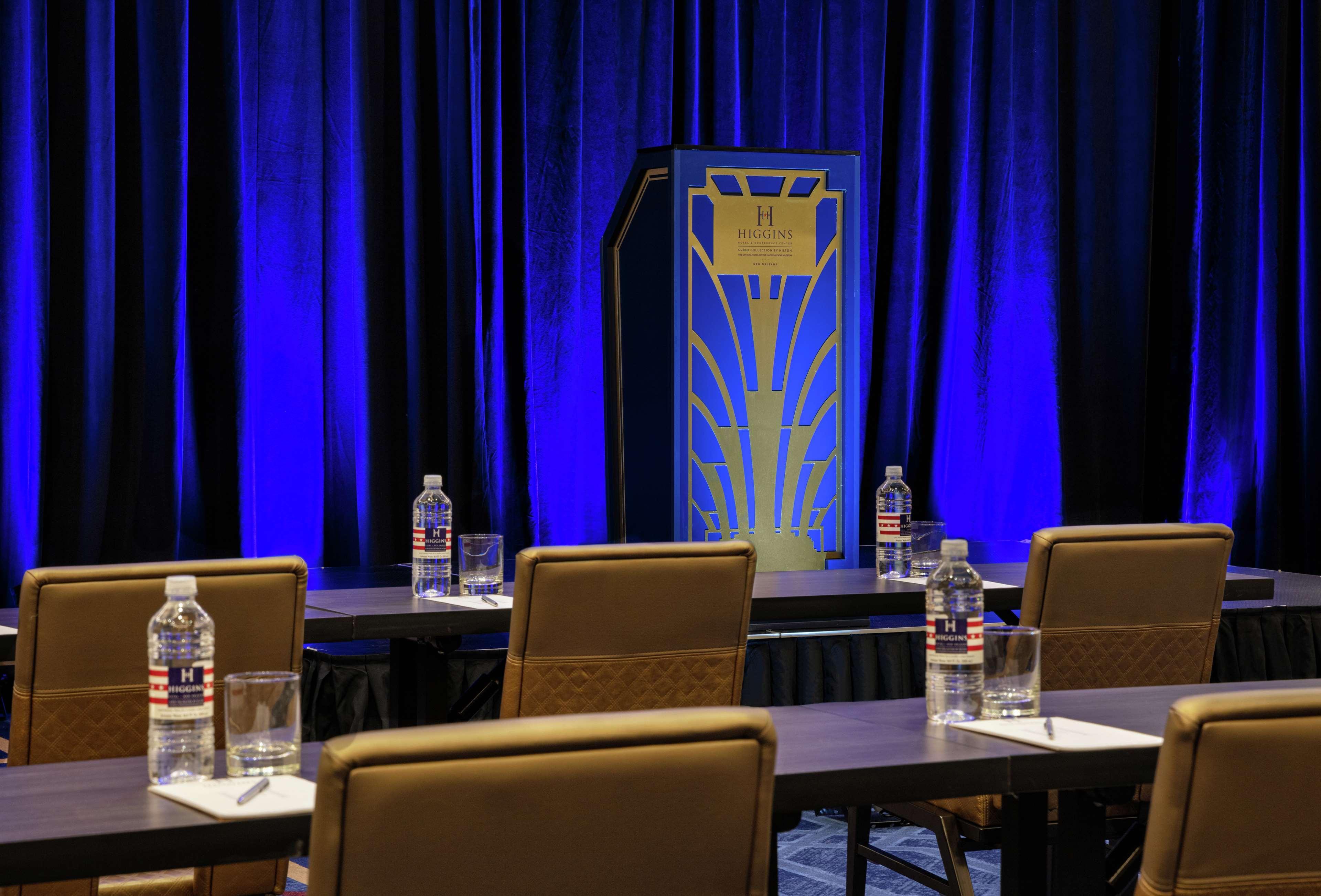 The Higgins New Orleans, Curio Collection By Hilton Hotel