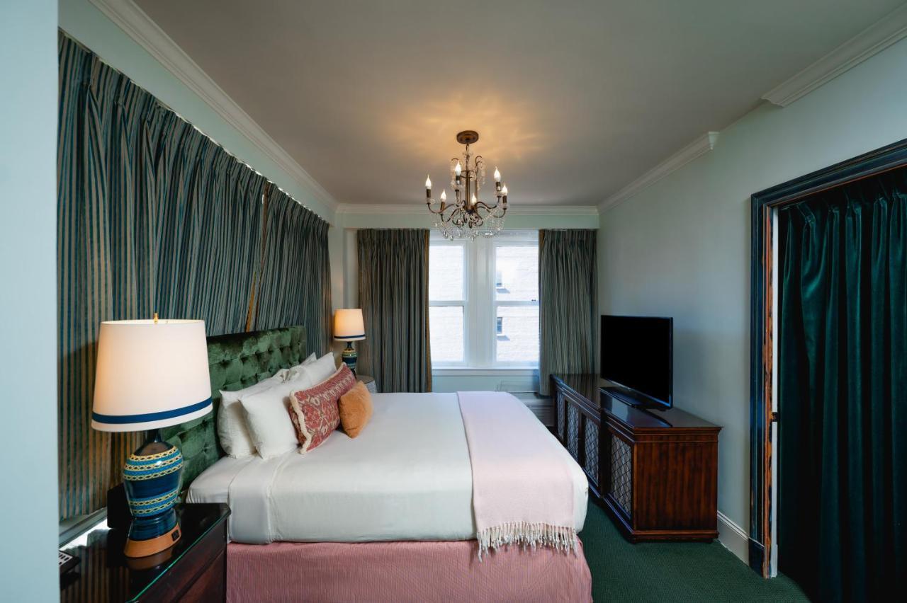 Hotel Pontchartrain St. Charles Avenue 4*