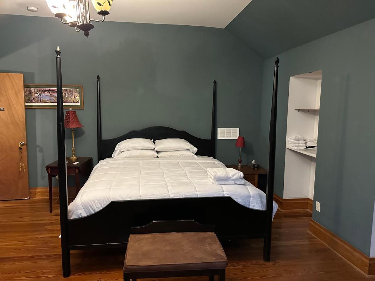 Oakview Bed & Breakfast 3*