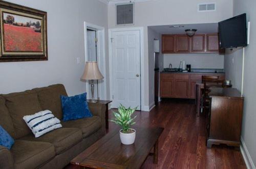 Jean Lafitte House 3*