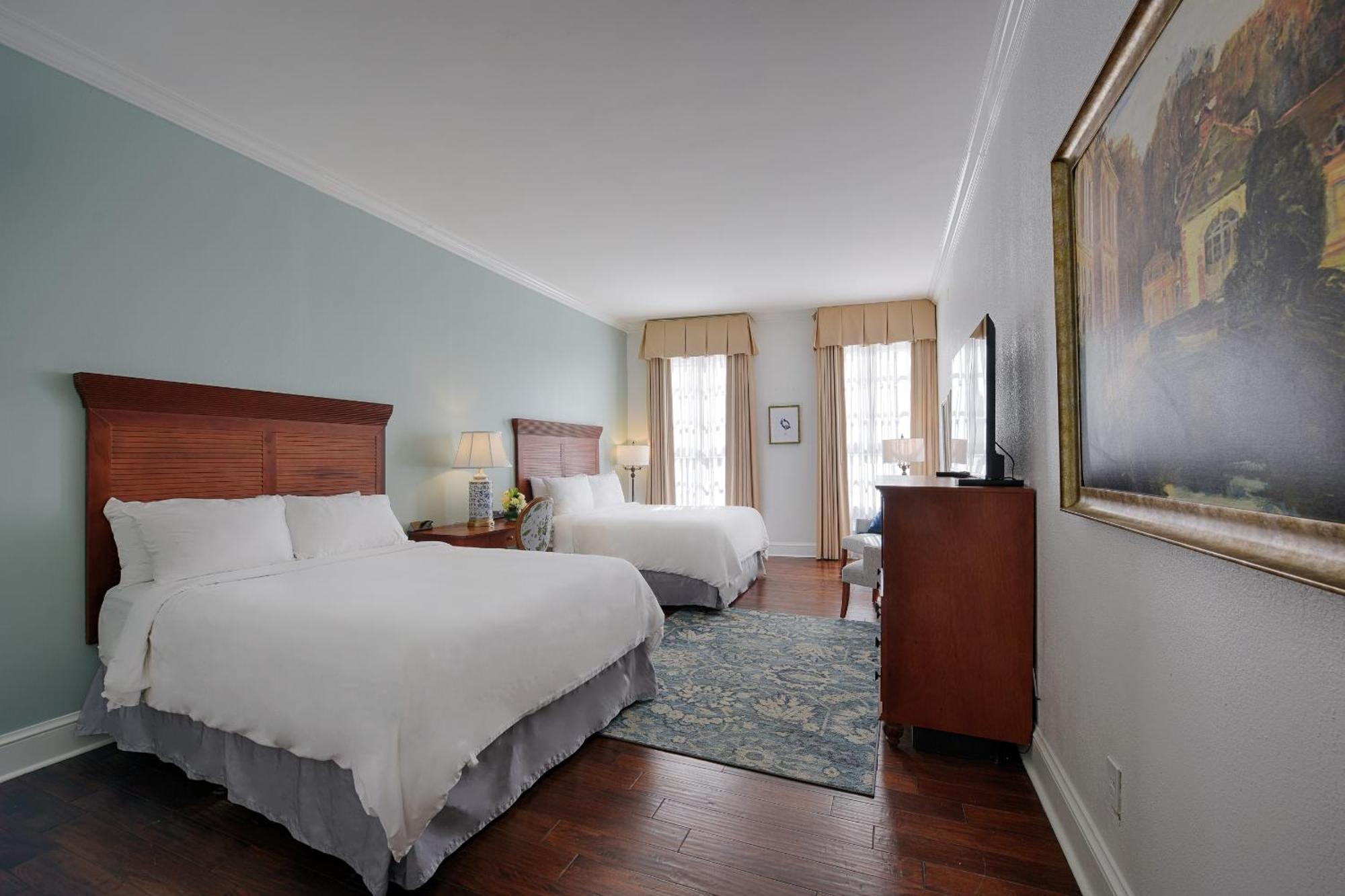 Voco St By Ihg Hotel