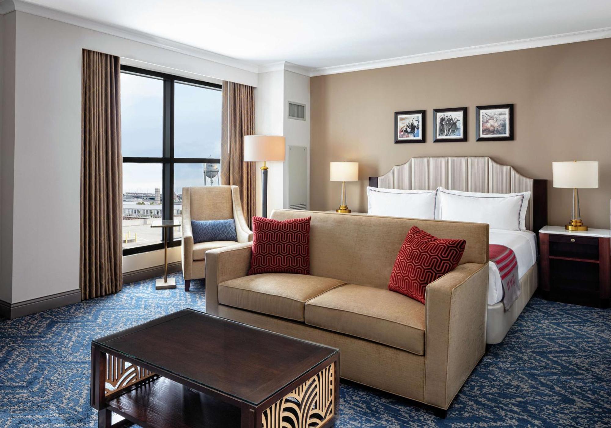 The Higgins New Orleans, Curio Collection By Hilton Hotel 4*