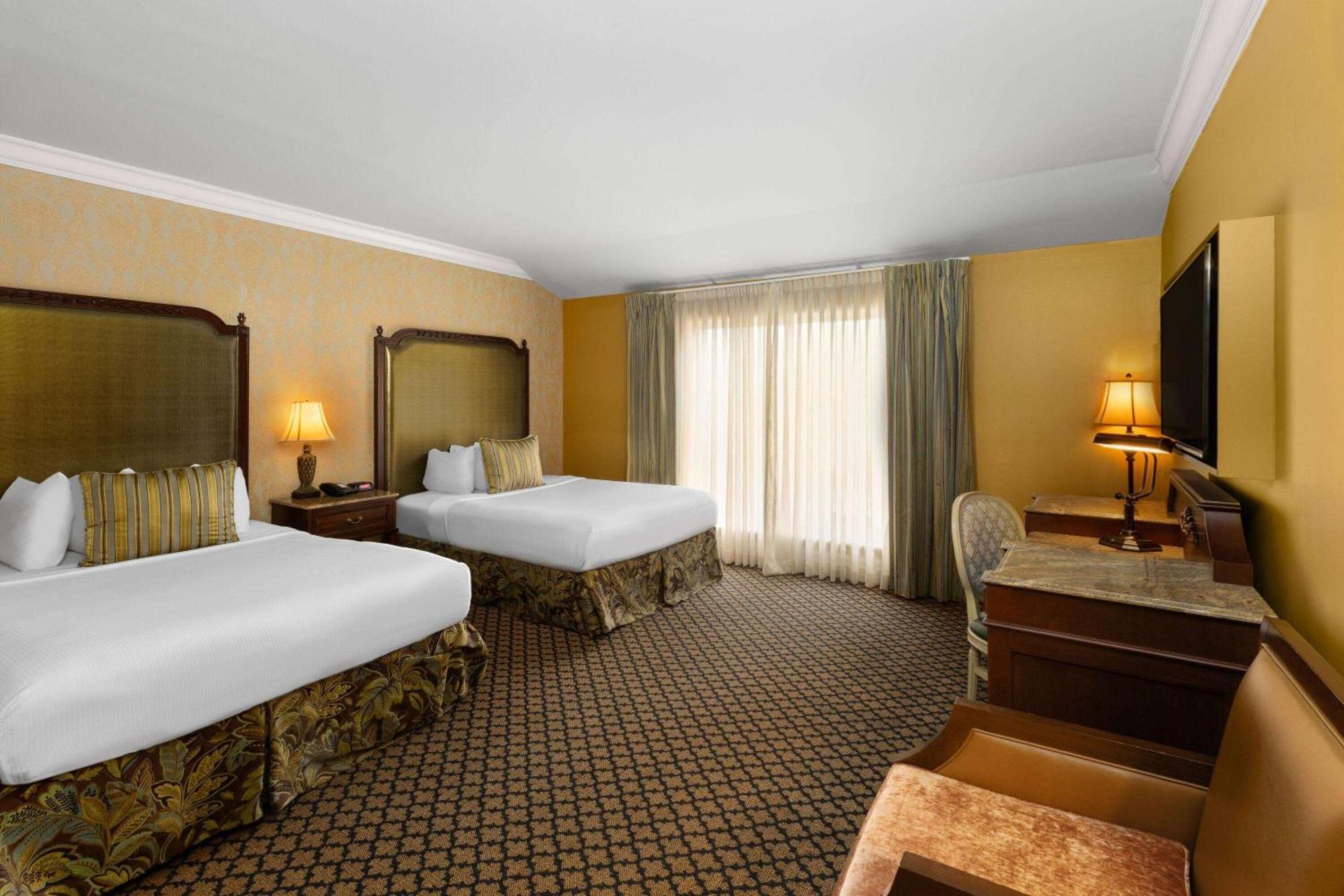 The Lafayette By Kasa 3*