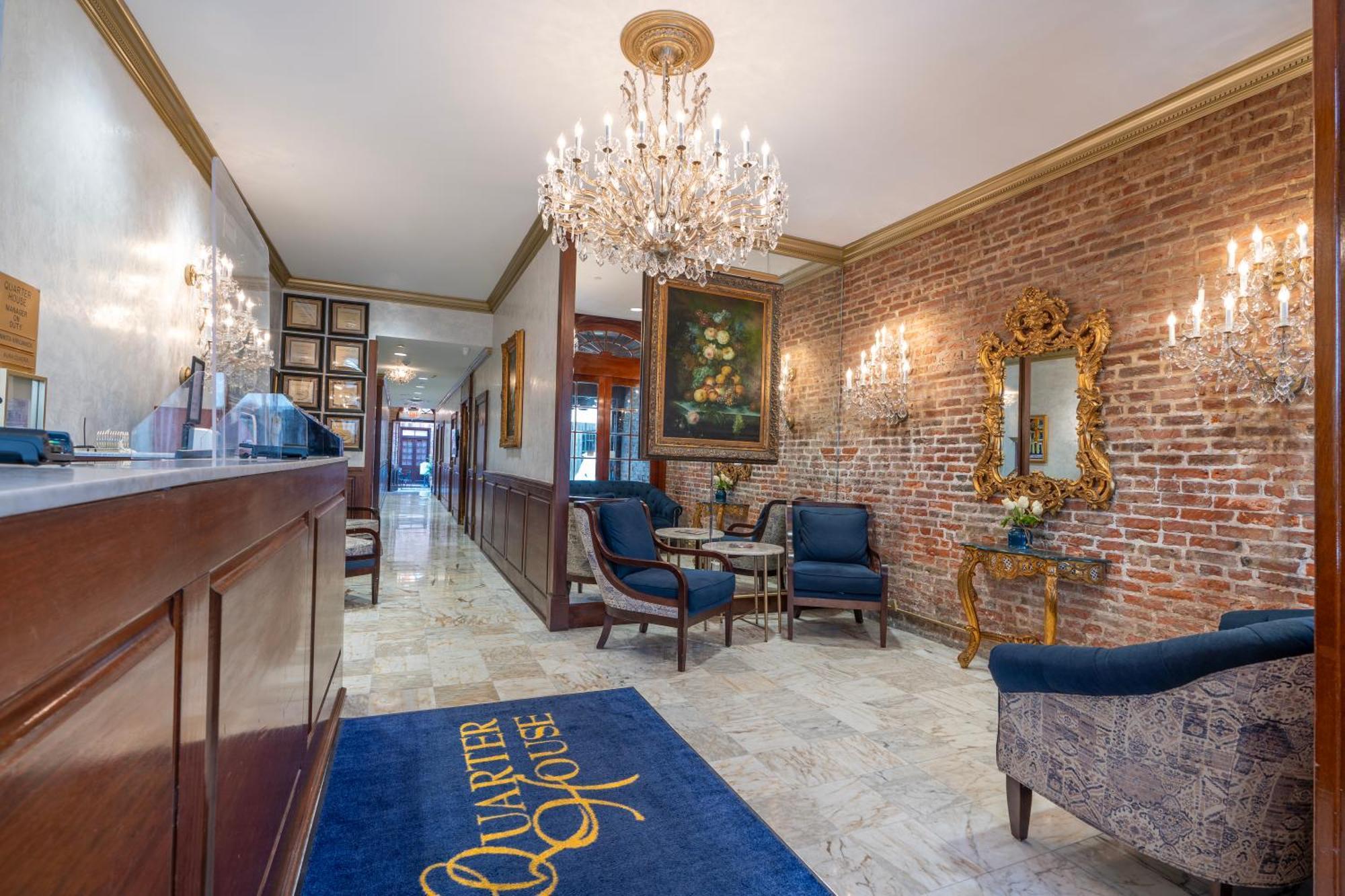 Quarter House Hotel