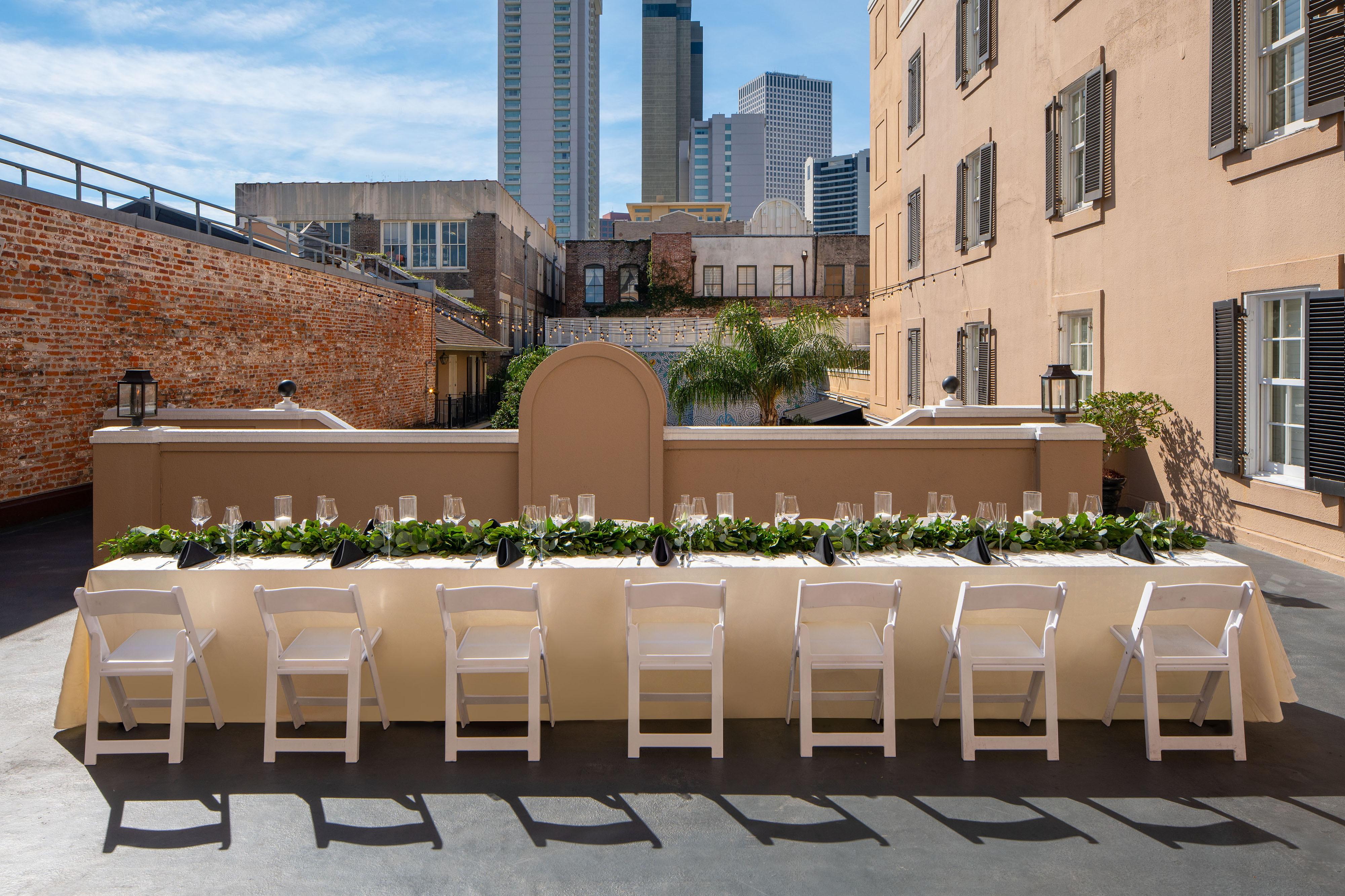 Hotel De La Poste - French Quarter, A Renaissance New Orleans