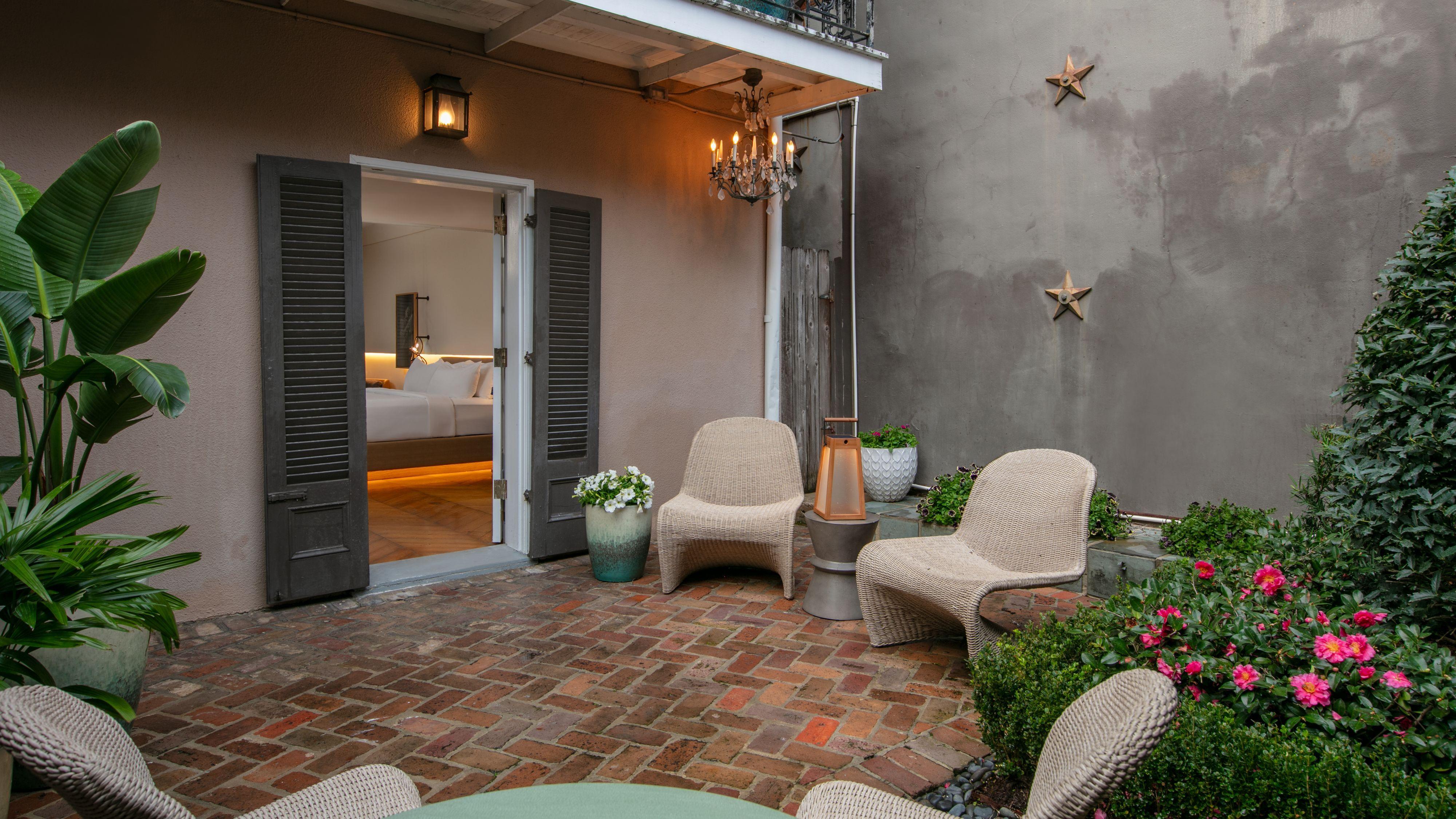 De La Poste - French Quarter, A Renaissance