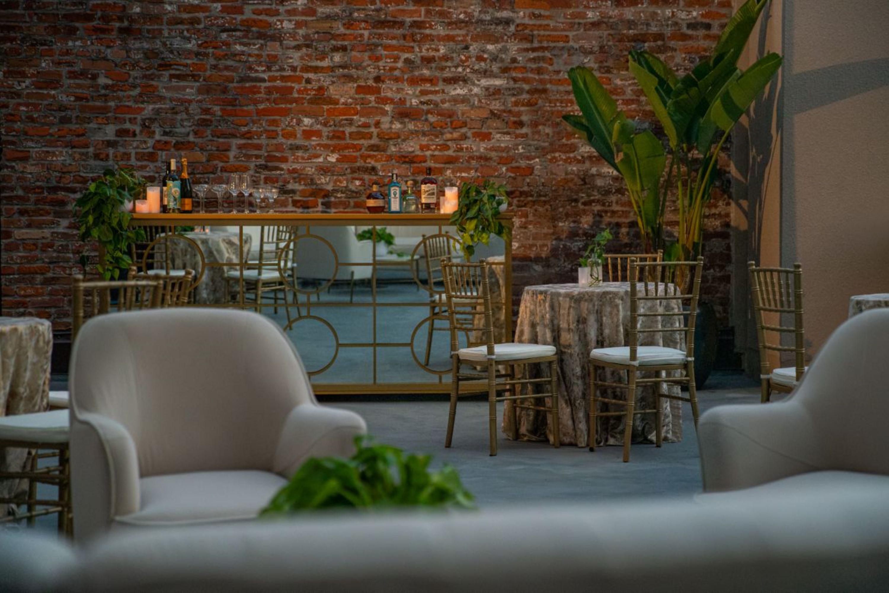 Hotel De La Poste - French Quarter, A Renaissance New Orleans