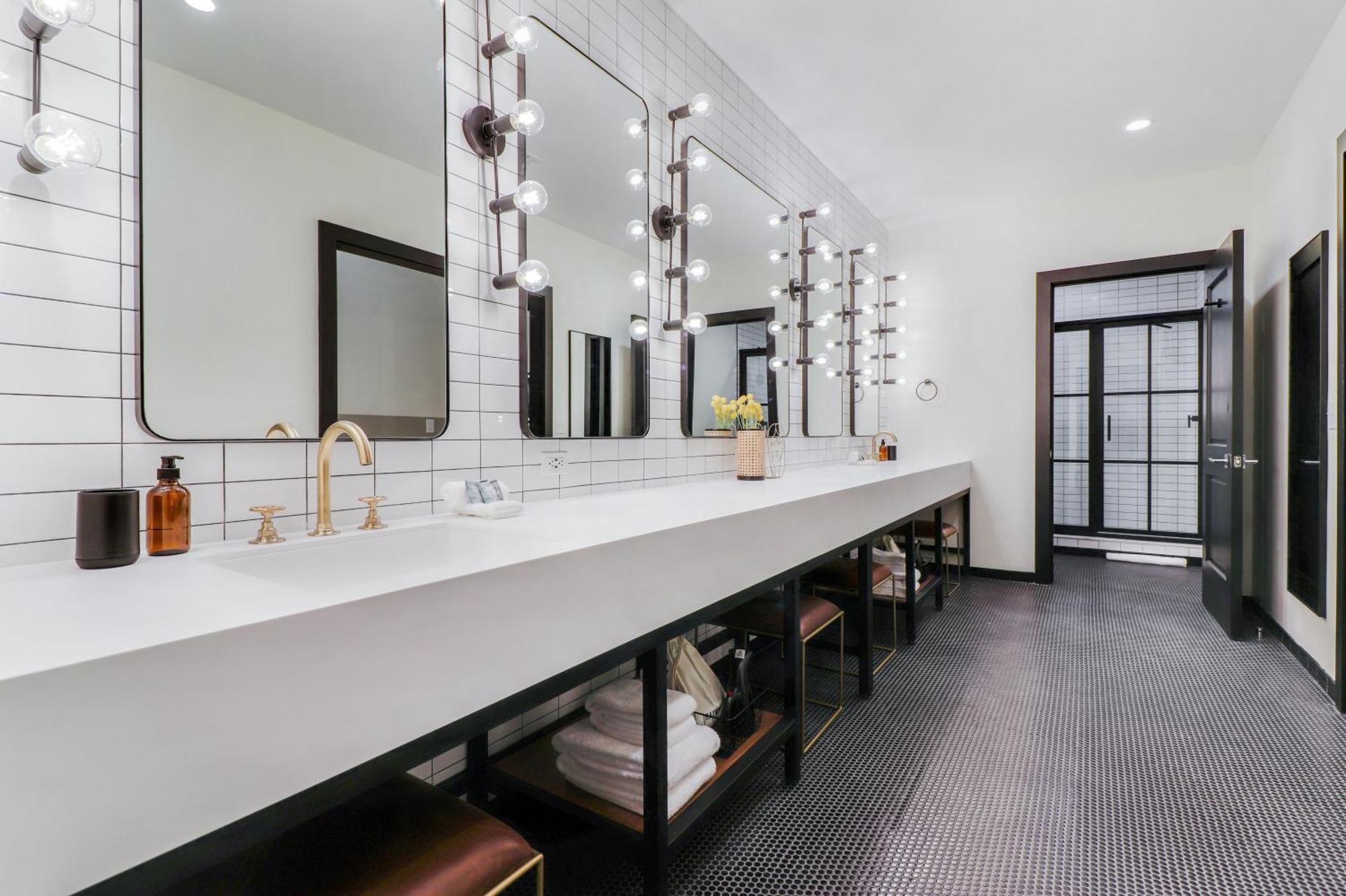 Apartment Roami At The Lola New Orleans