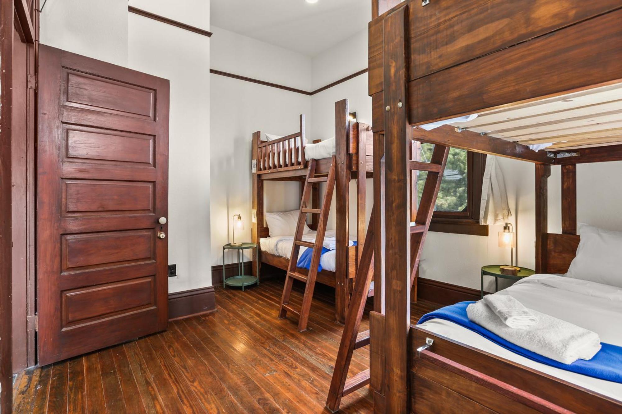 Site 61 Hostel New Orleans