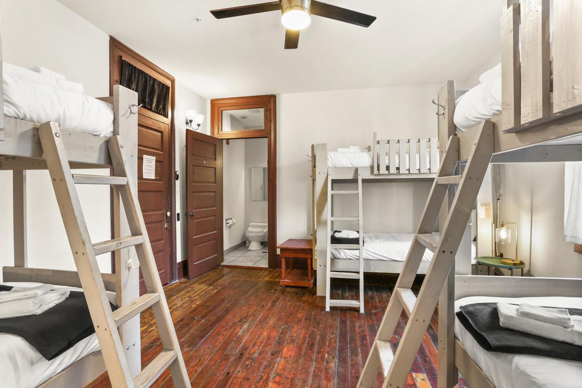 Hostel Site 61 New Orleans