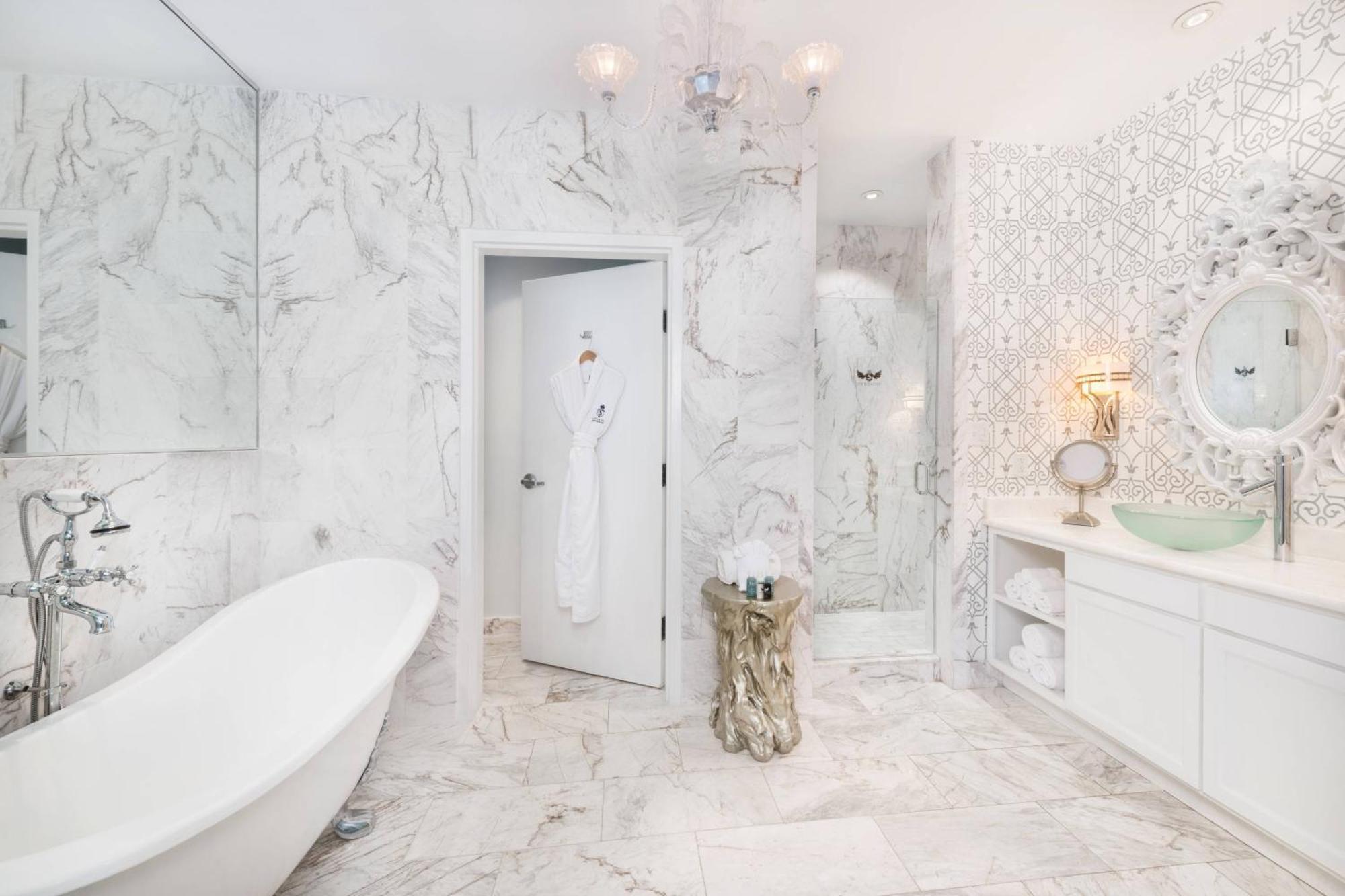 The Saint Hotel, New Orleans, French Quarter, Autograph Collection Hotel 4*