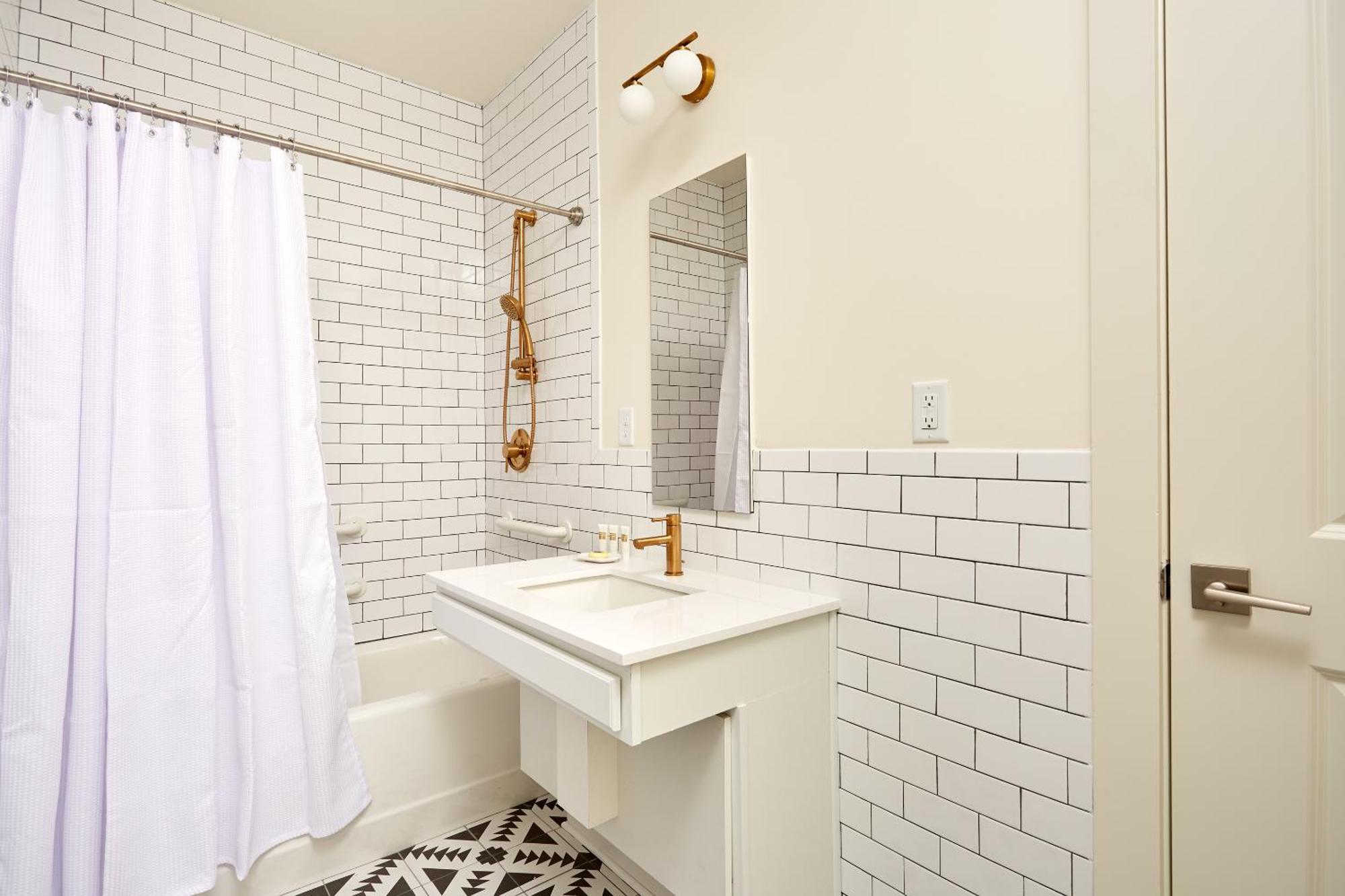 Sonder The Louie Aparthotel 4*