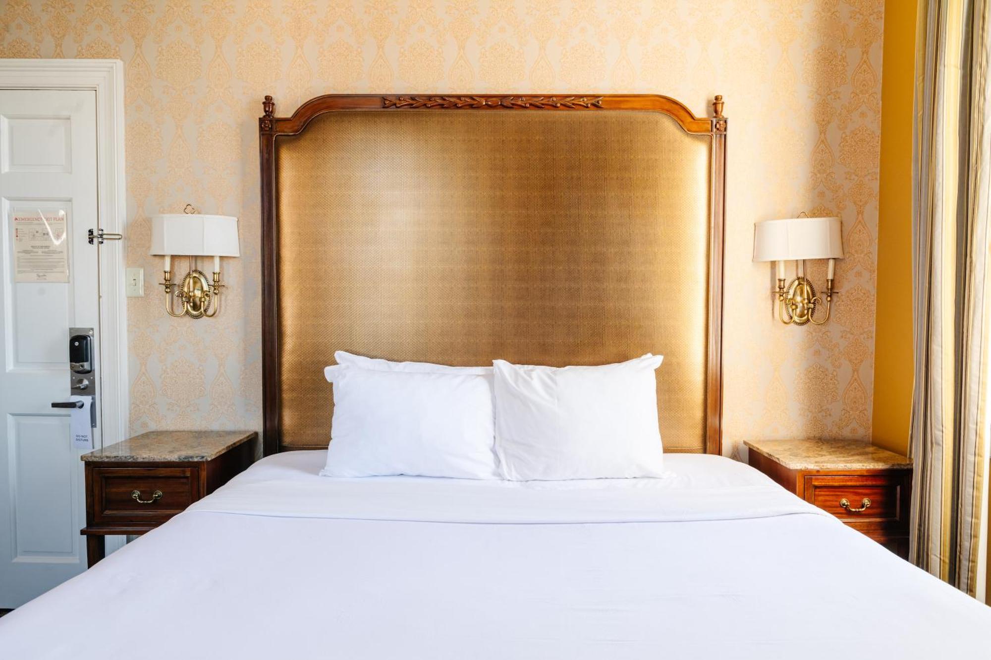 The Lafayette By Kasa New Orleans
