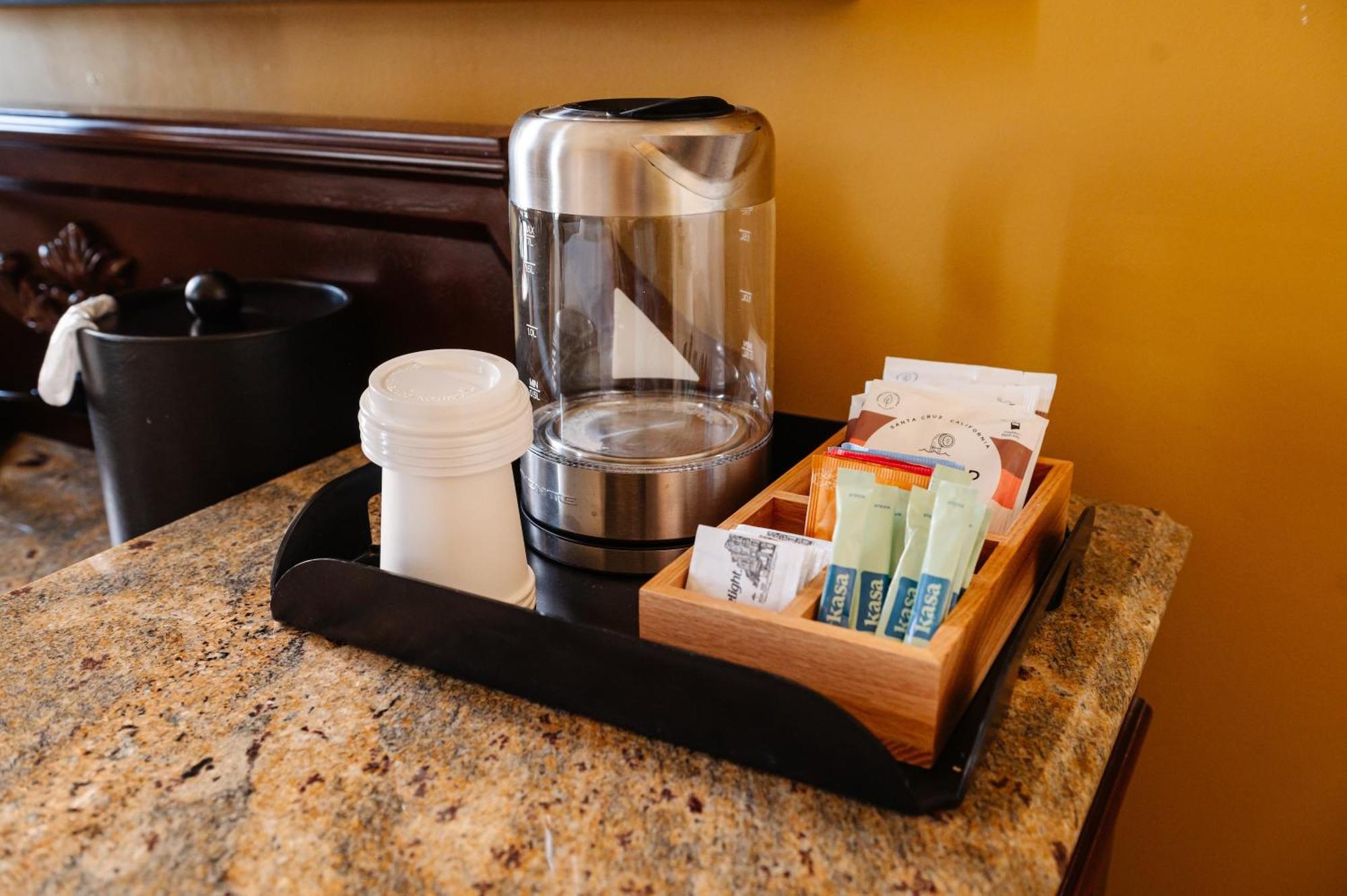 The Lafayette By Kasa 3* New Orleans