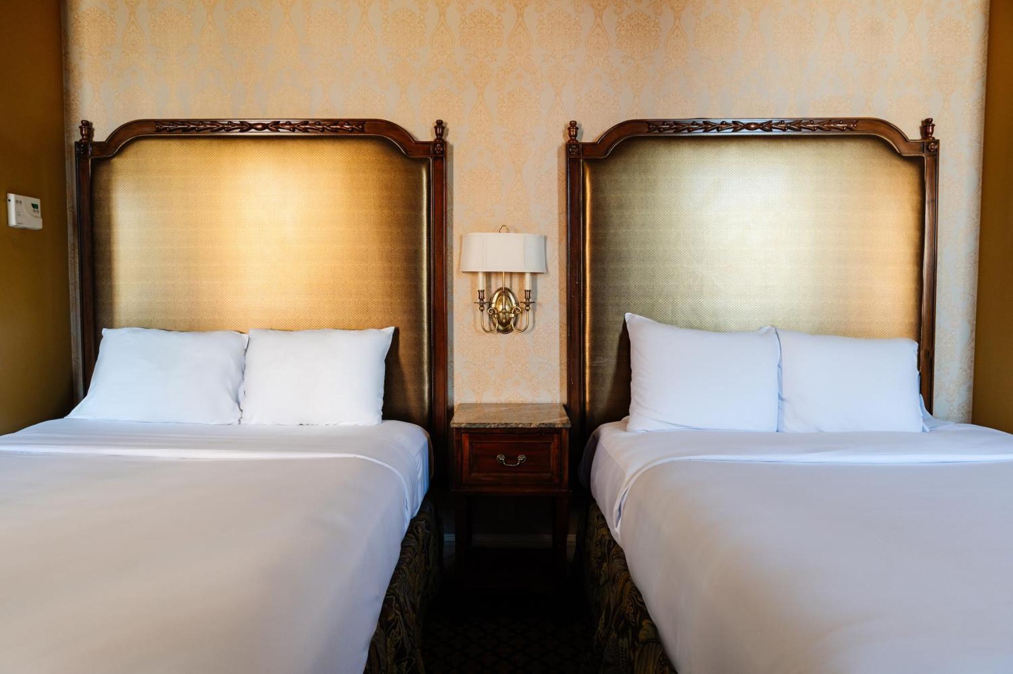 Hotel The Lafayette By Kasa New Orleans