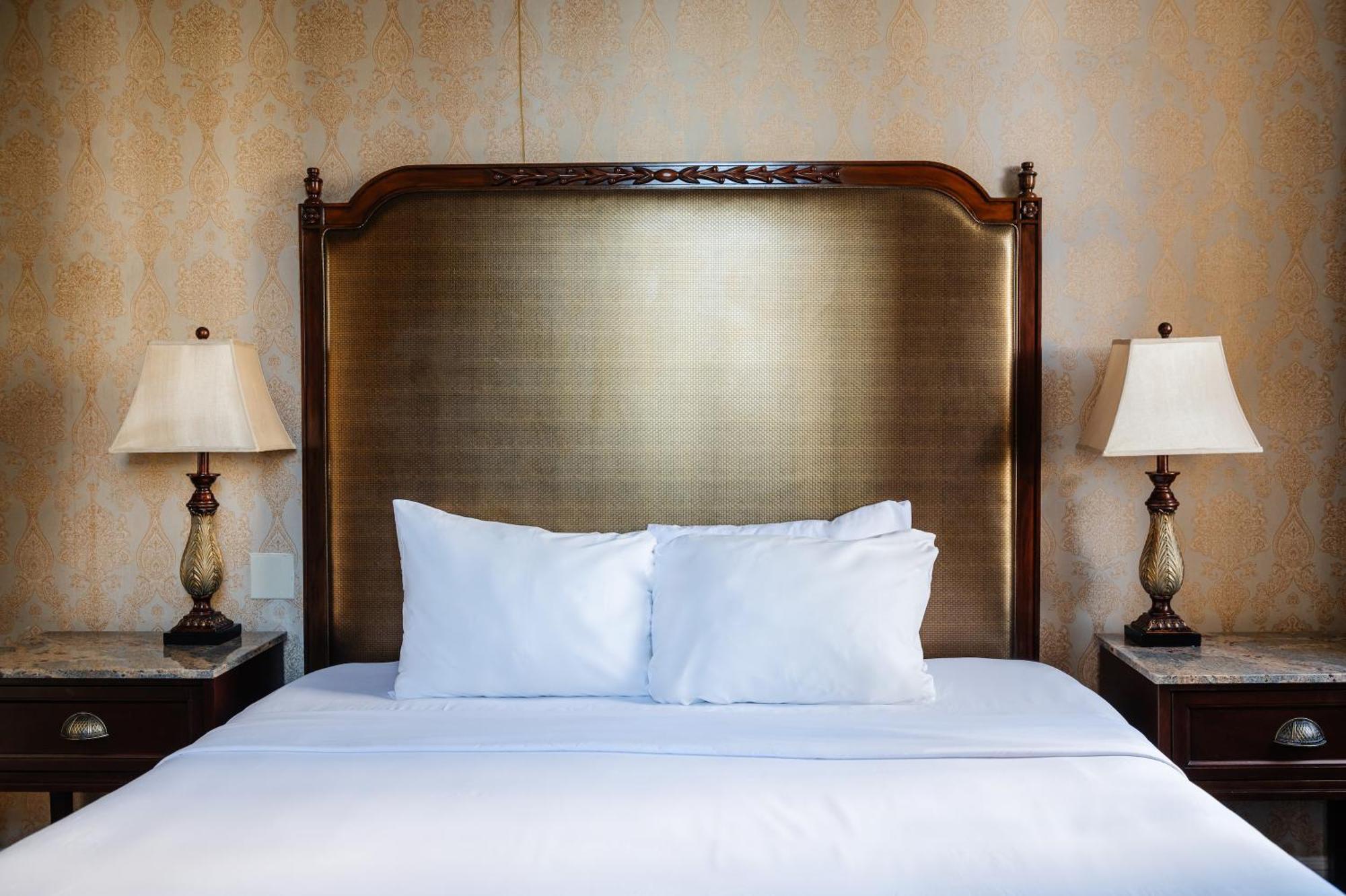 The Lafayette By Kasa Hotel New Orleans