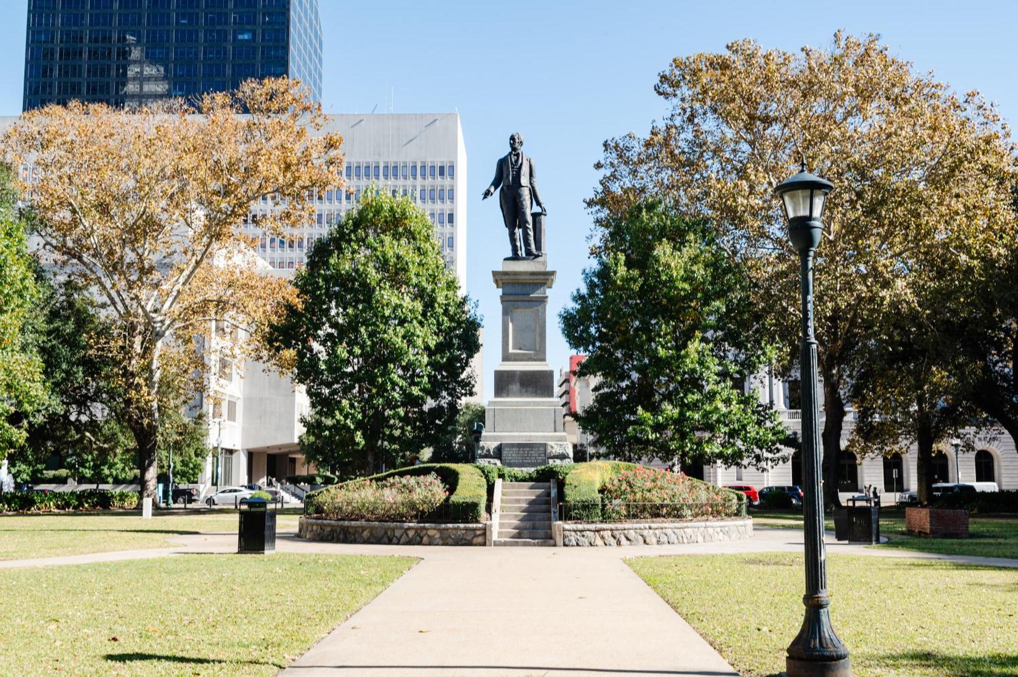 The Lafayette By Kasa 3* New Orleans