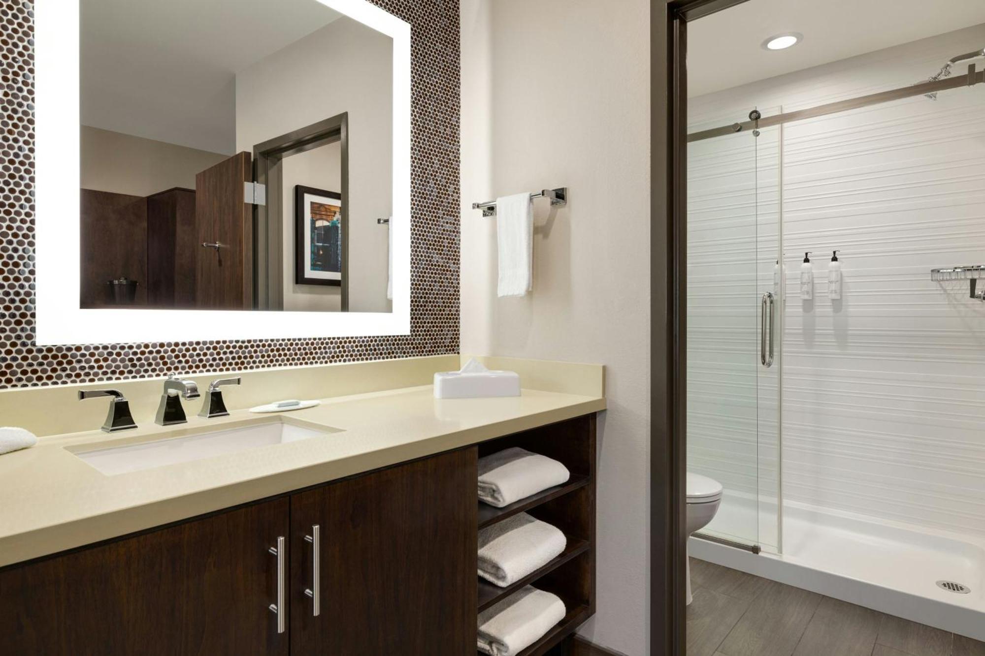Fairfield & By Marriott Downtown/french Quarter Area Hotel 3*