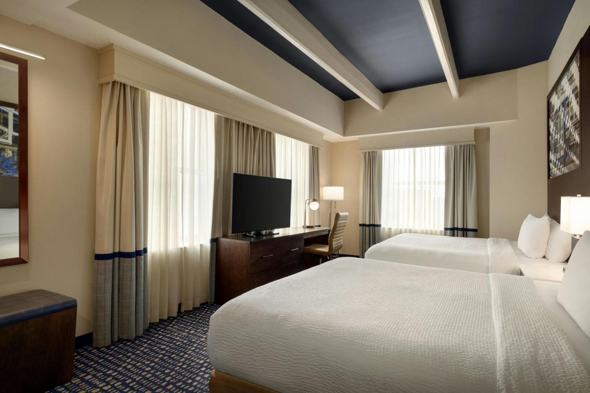 Hotel Fairfield & By Marriott Downtown/french Quarter Area 3*