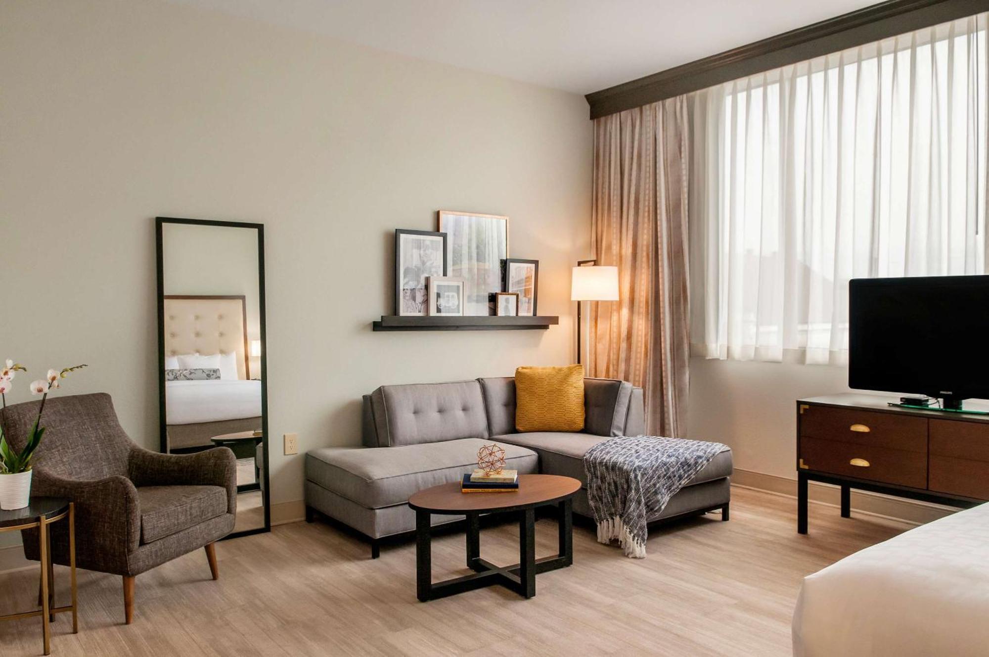 St Charles Coach House, Ascend Collection Hotel