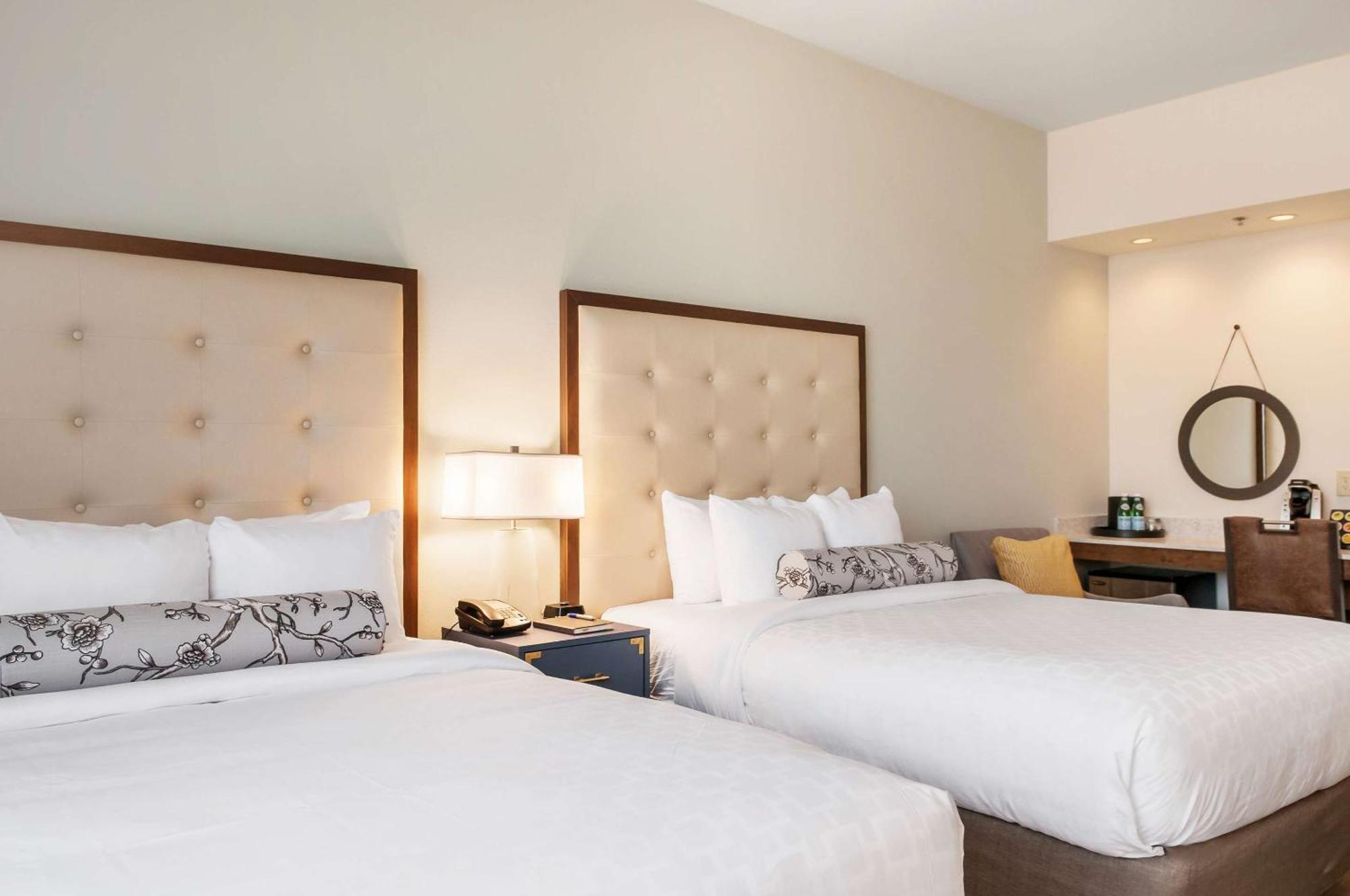 St Charles Coach House, Ascend Collection Hotel New Orleans