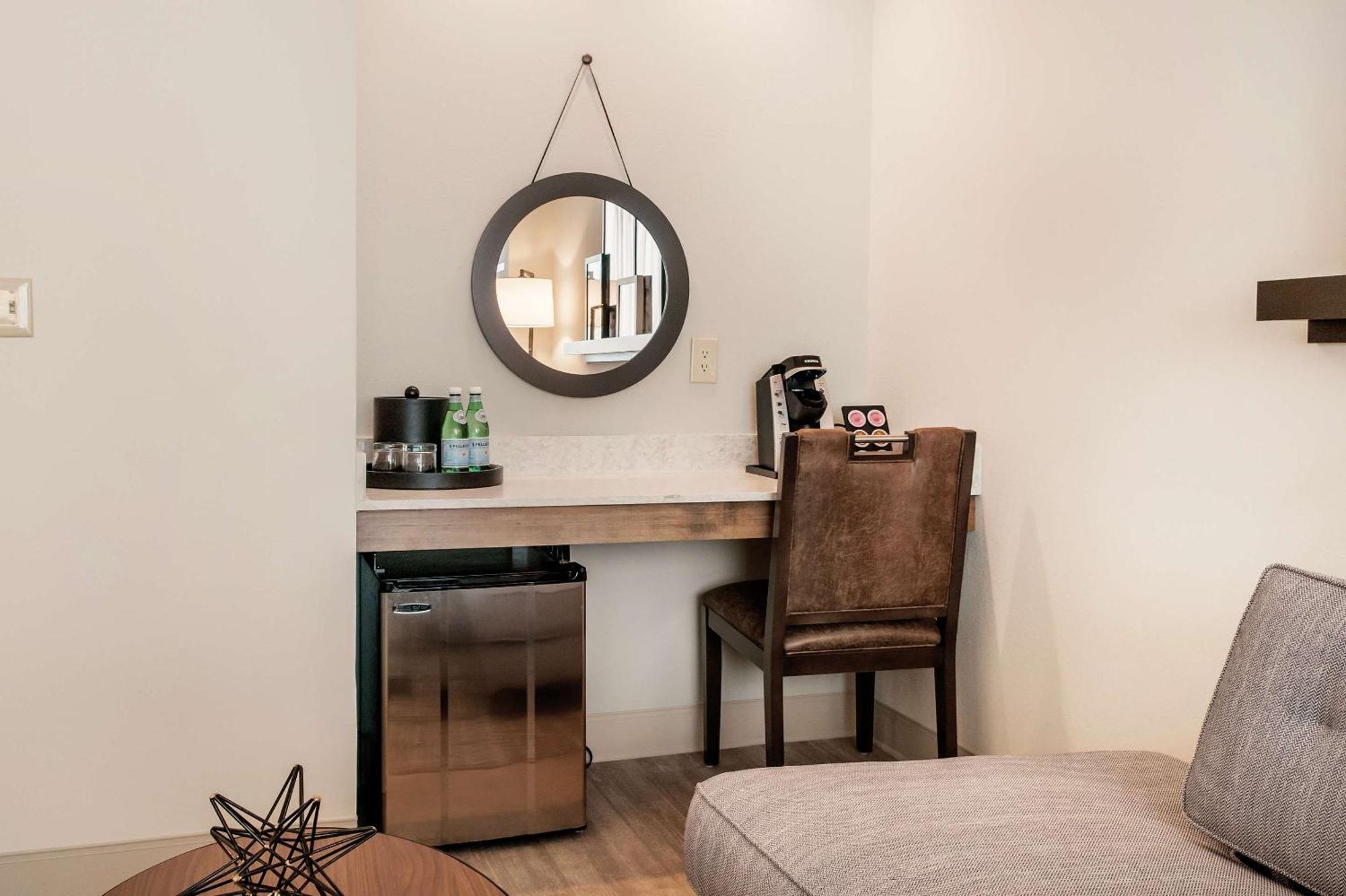 Hotel St Charles Coach House, Ascend Collection New Orleans