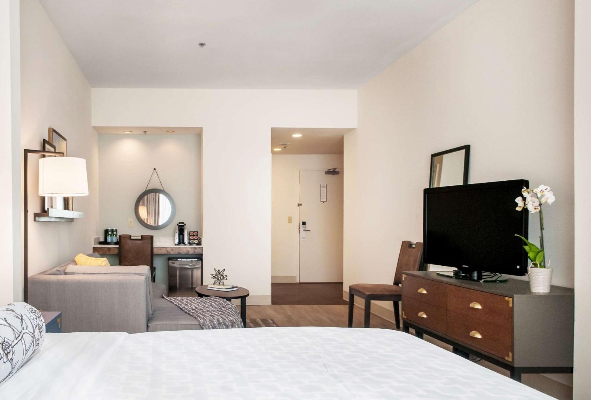 St Charles Coach House, Ascend Collection 3* New Orleans