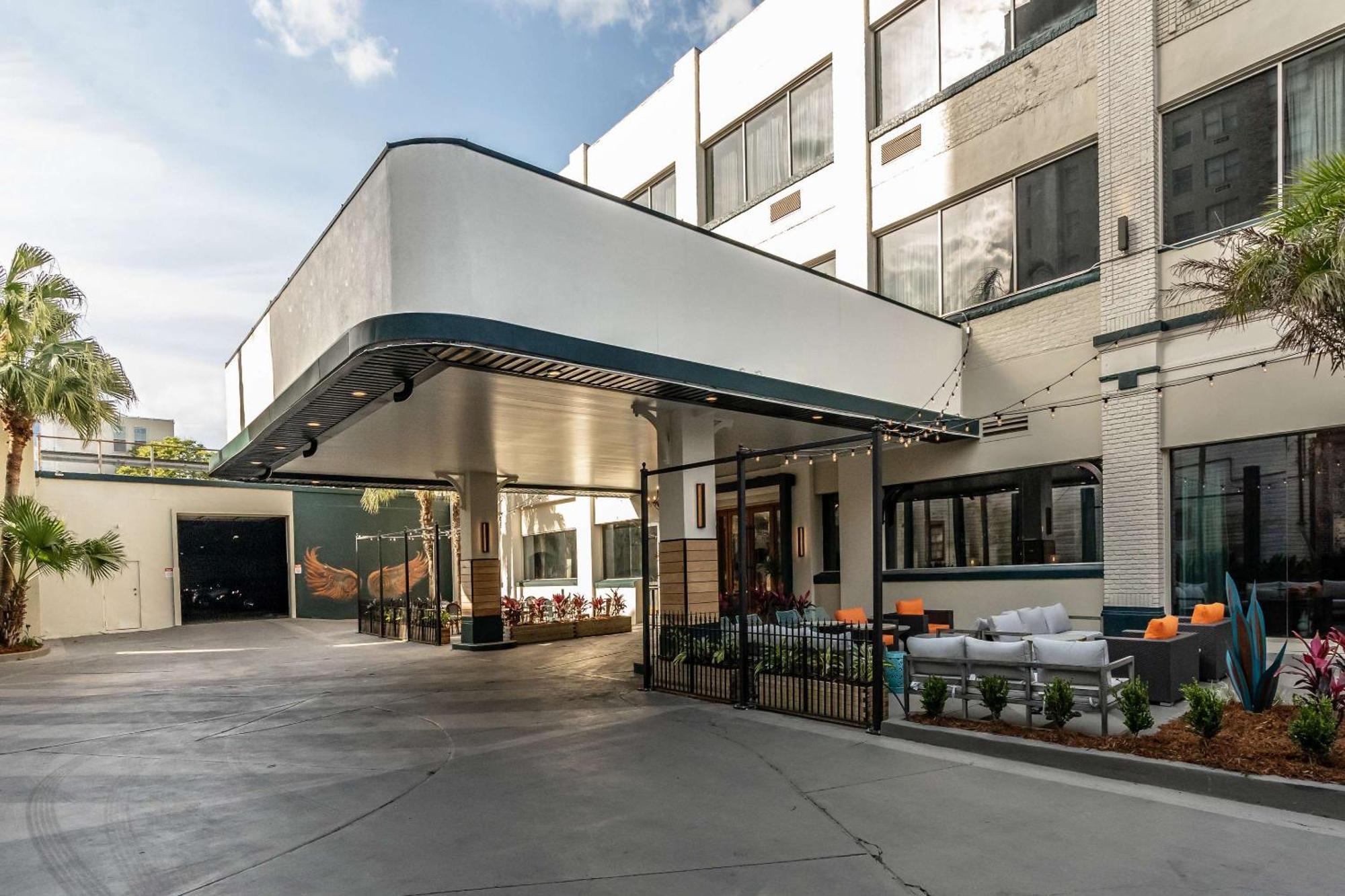 St Charles Coach House, Ascend Collection New Orleans