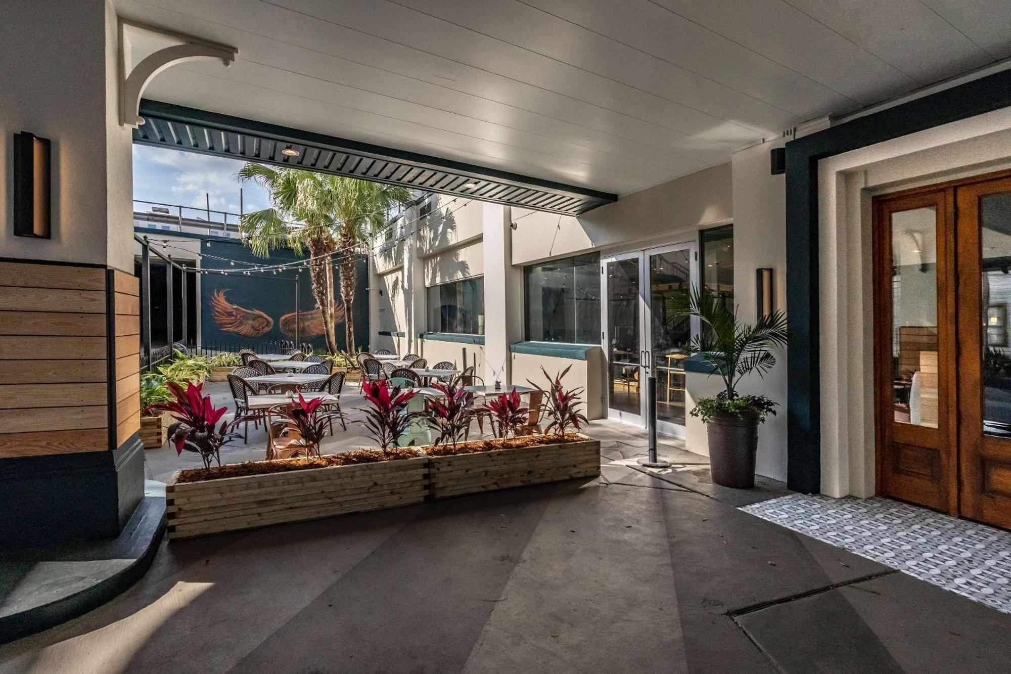 Hotel St Charles Coach House, Ascend Collection New Orleans