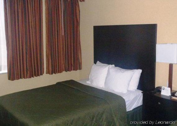 Fairfield & By Marriott Downtown/french Quarter Area Hotel