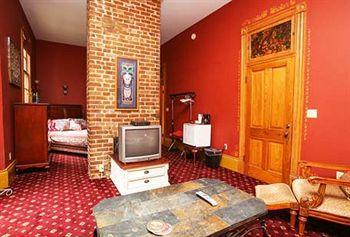 Inn The Lookout 3*
