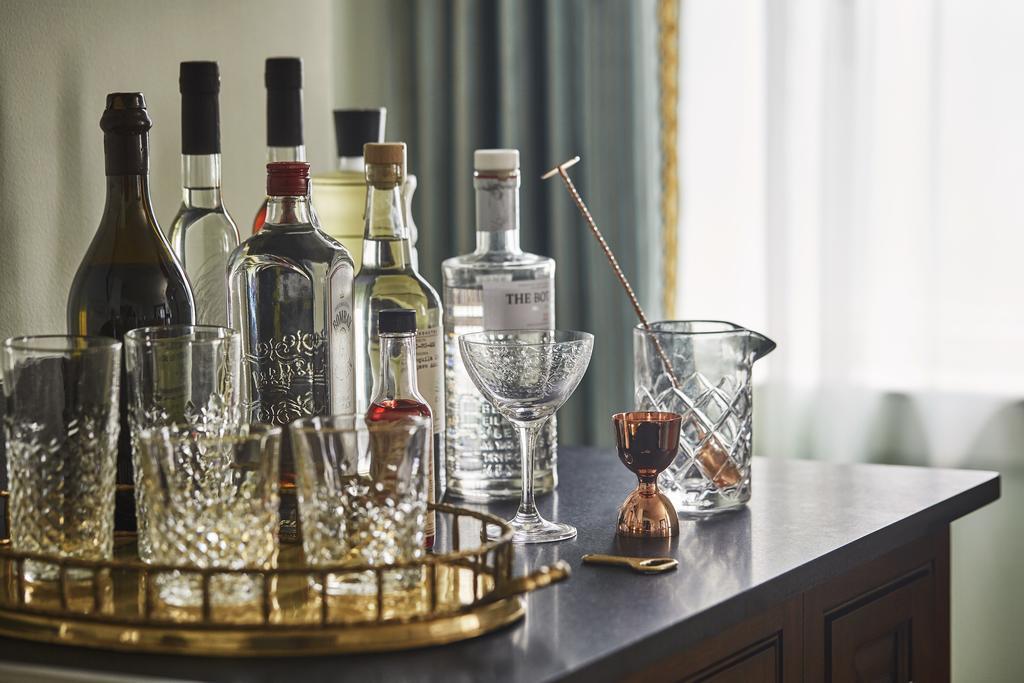 Pontchartrain St. Charles Avenue 4*