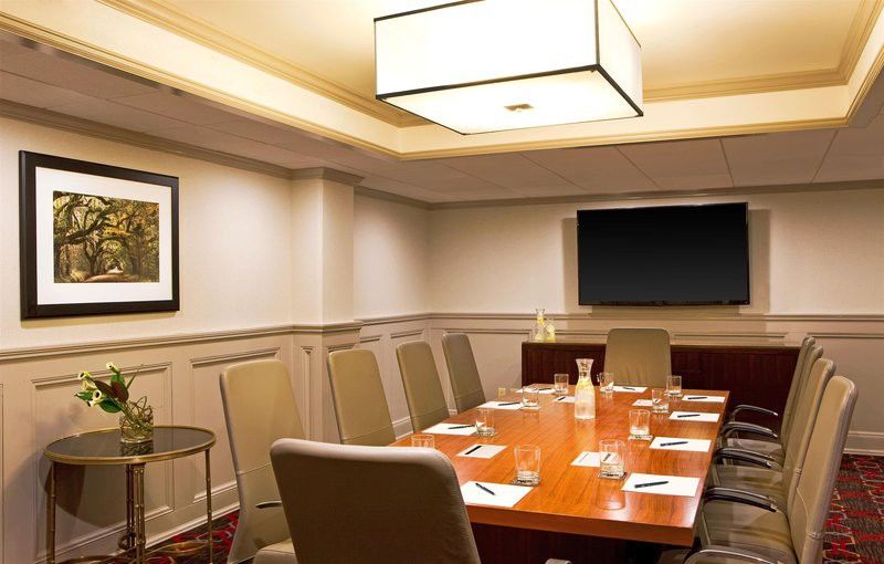 Four Points By Sheraton French Quarter Hotel 4*