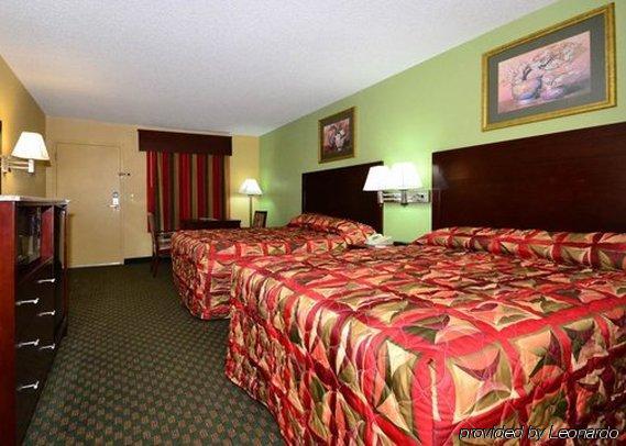 Rodeway & Hotel