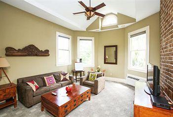 Inn The Lookout 3*