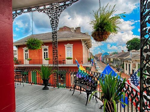 On St. Peter, A French Quarter New Orleans