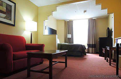 Fairfield & By Marriott Downtown/french Quarter Area Hotel