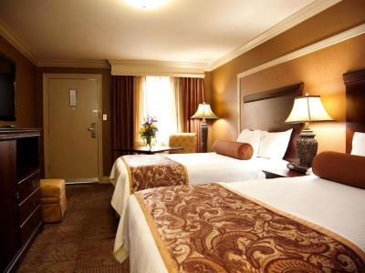 Western French Quarter Courtyard Hotel 4*