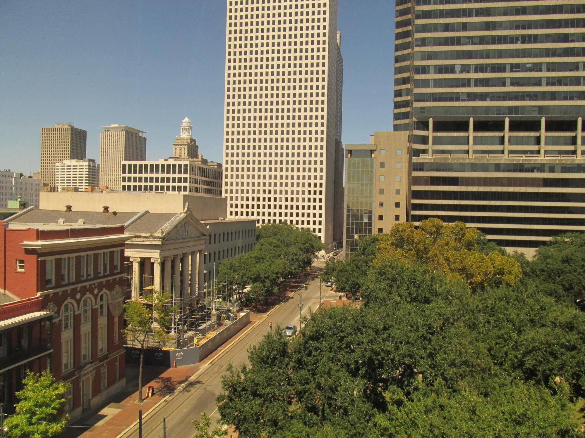 Hotel The Lafayette By Kasa New Orleans