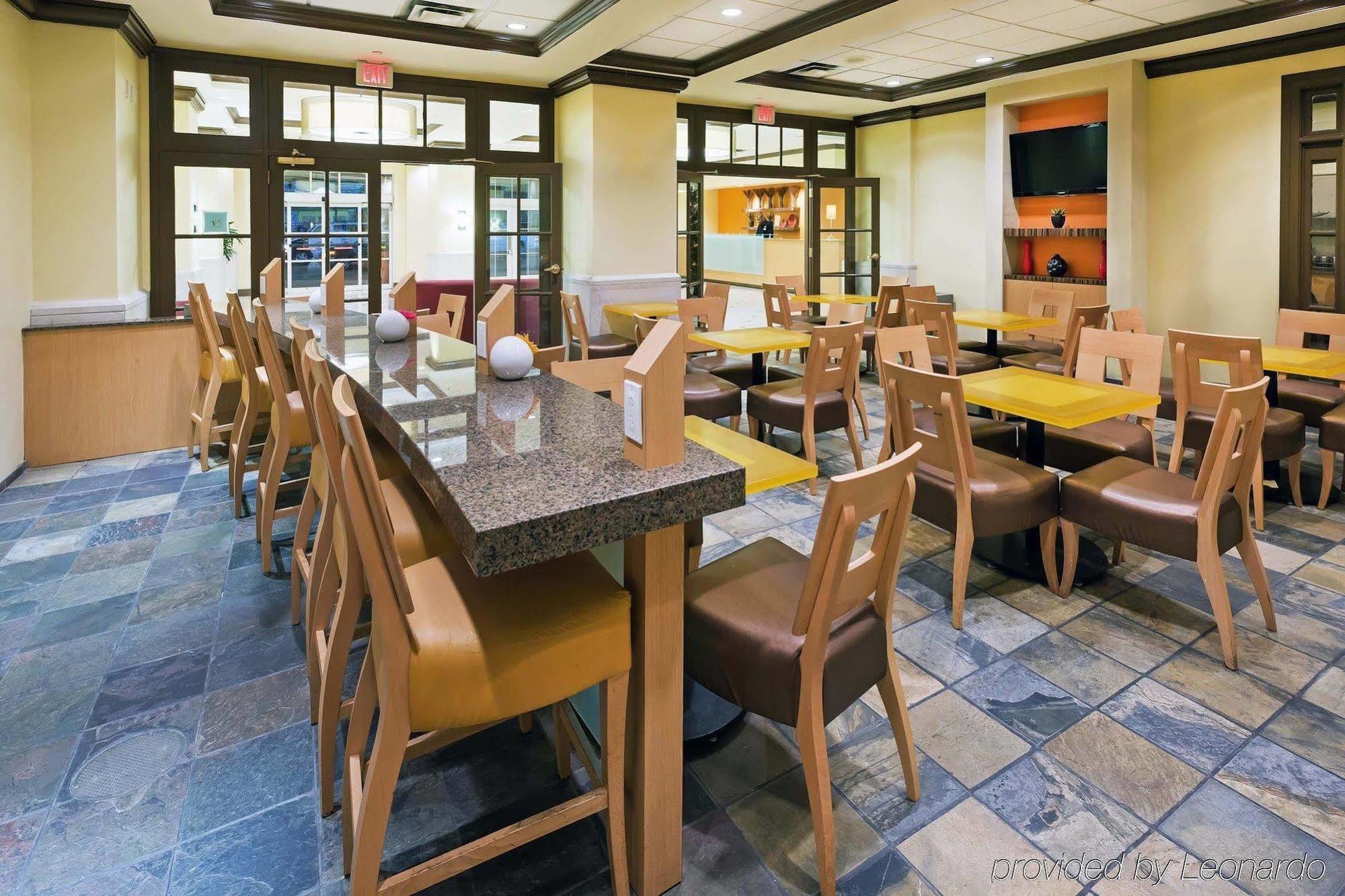 Hotel La Quinta By Wyndham Downtown